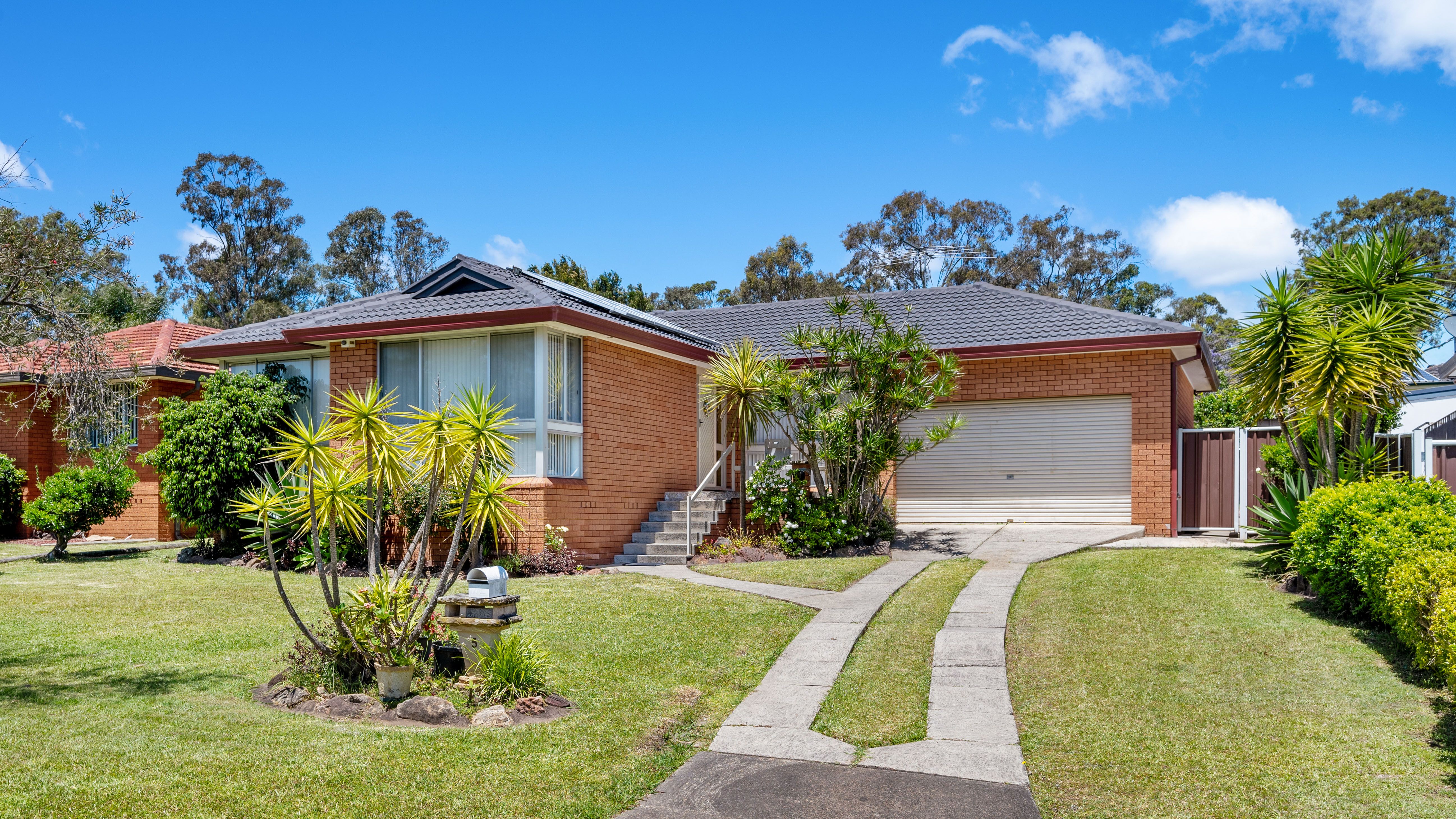 5 Valda Place, Ingleburn NSW 2565