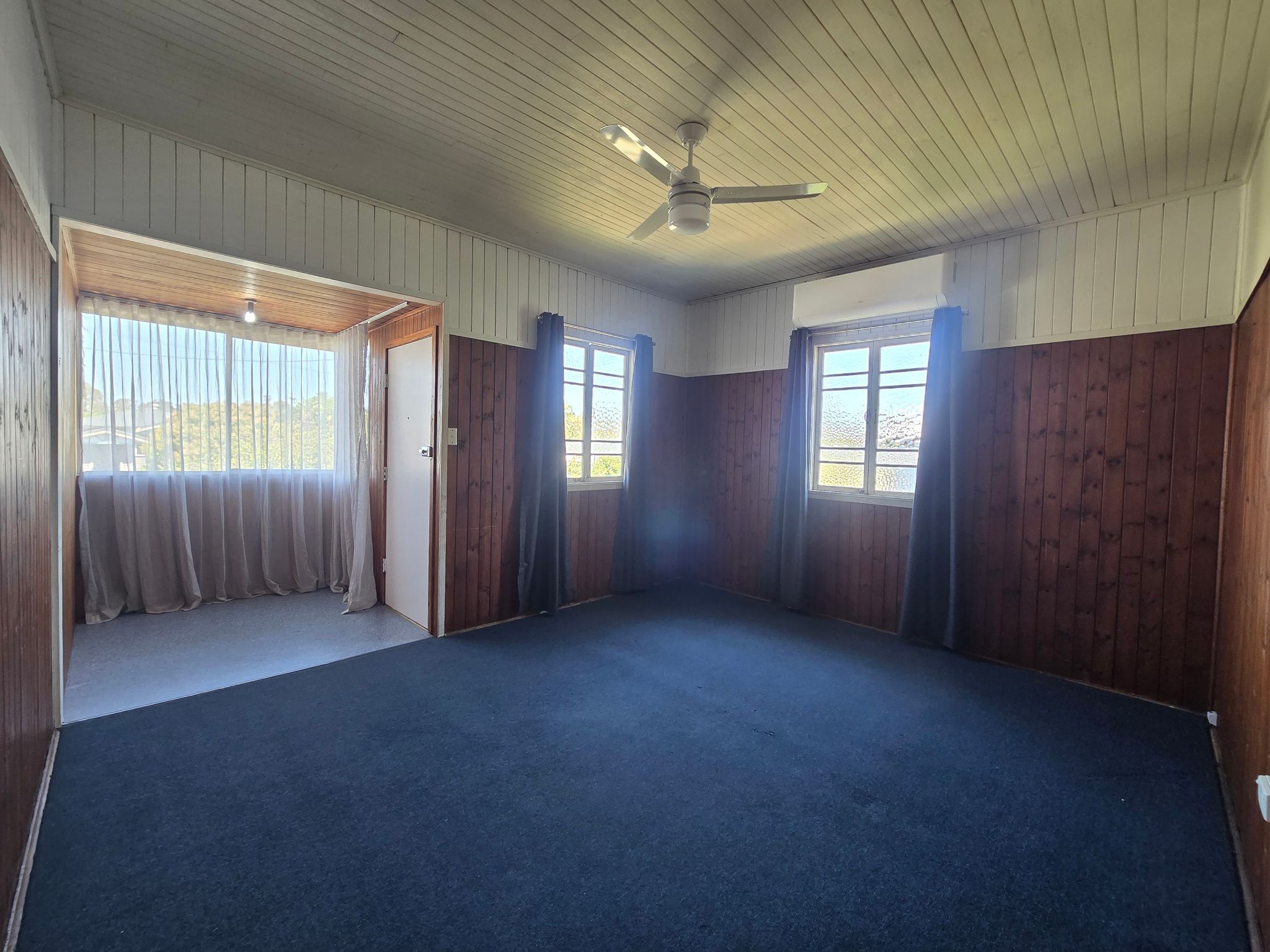 132 Cambridge Street, Granville, QLD 4650
