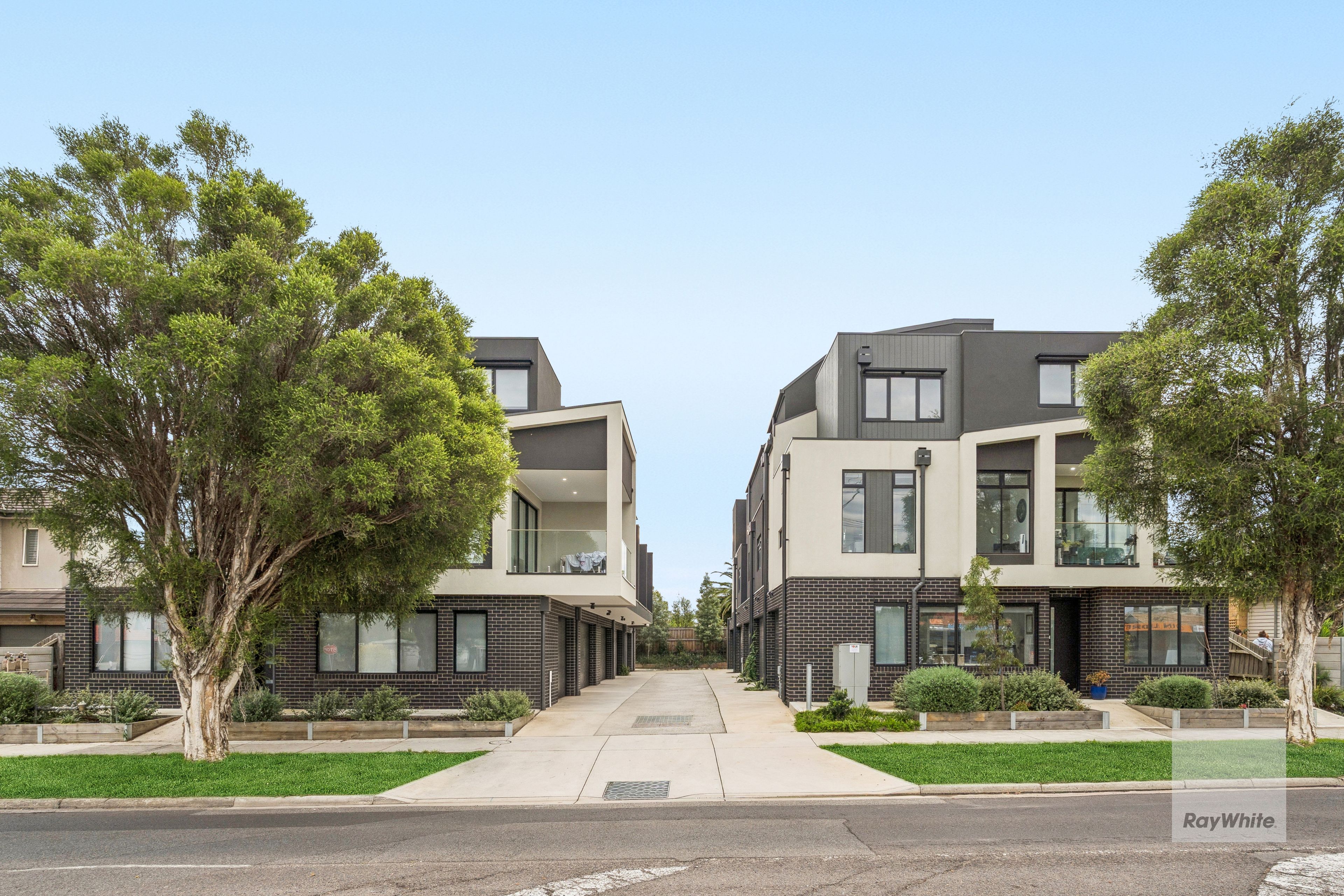 10/79 West Street — photo from Ray White Pascoe Vale