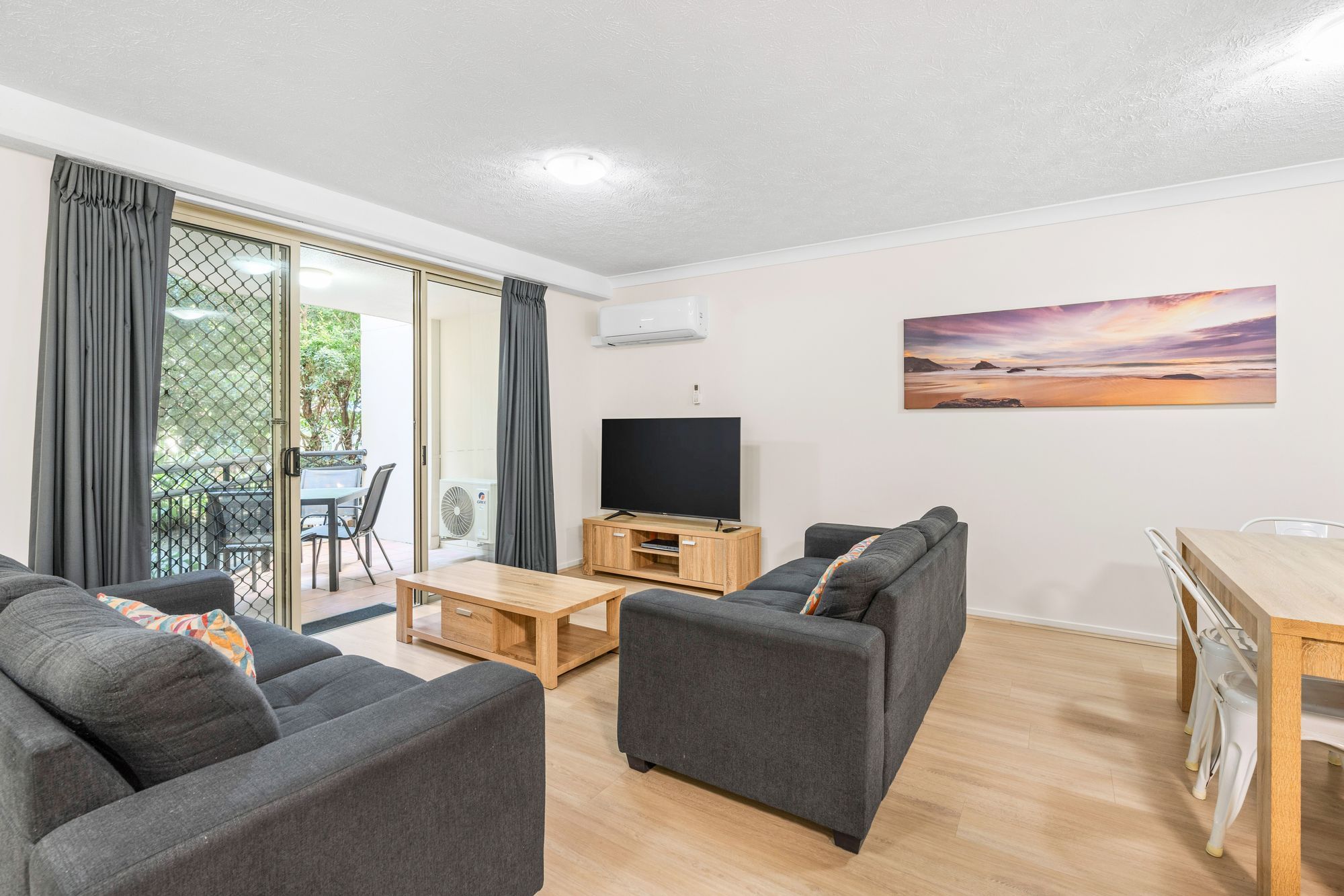 15/2342-2358 Gold Coast Highway — photo 3 of 17