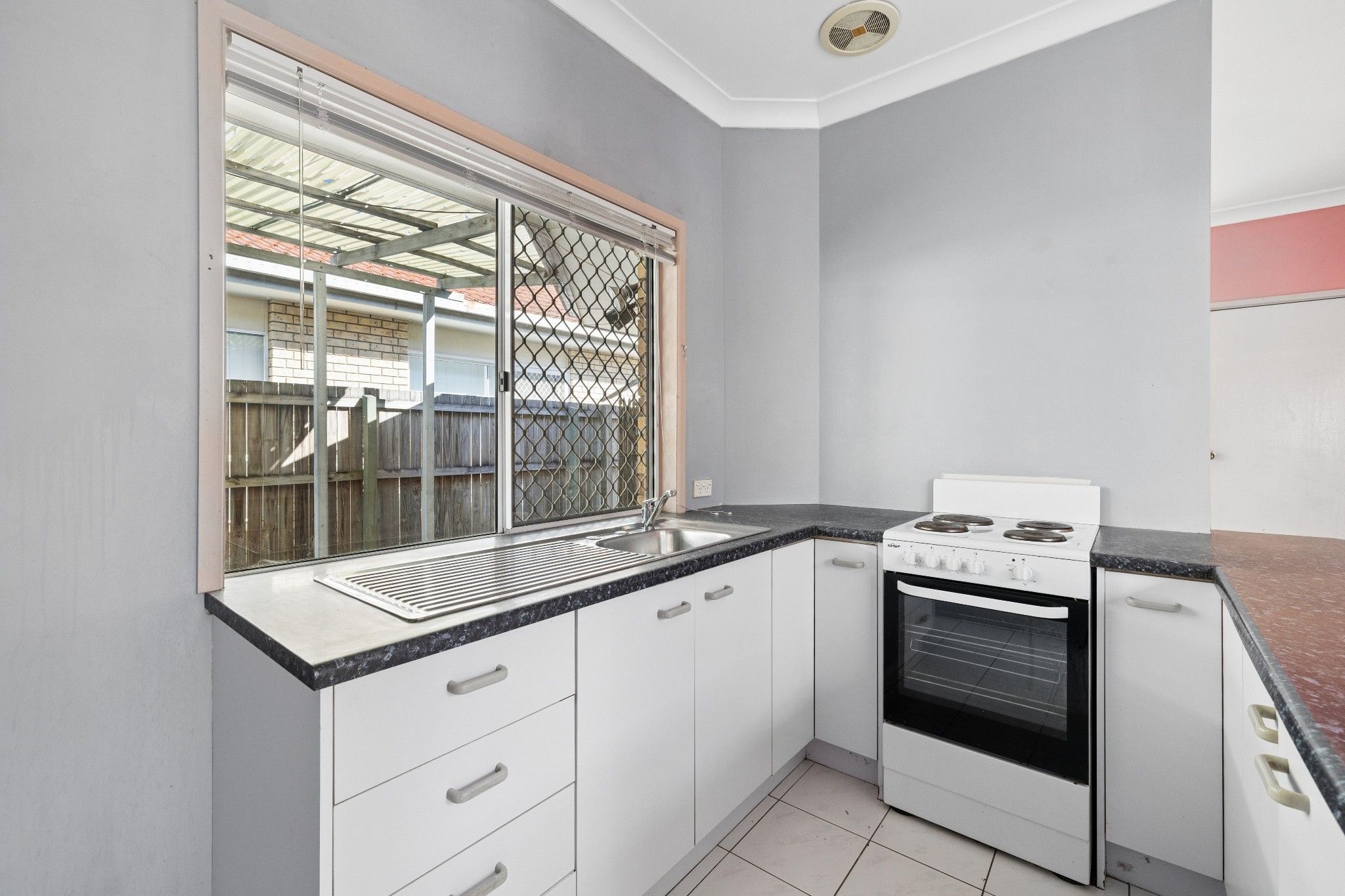 73 Goman Street, Sunnybank Hills, QLD 4109