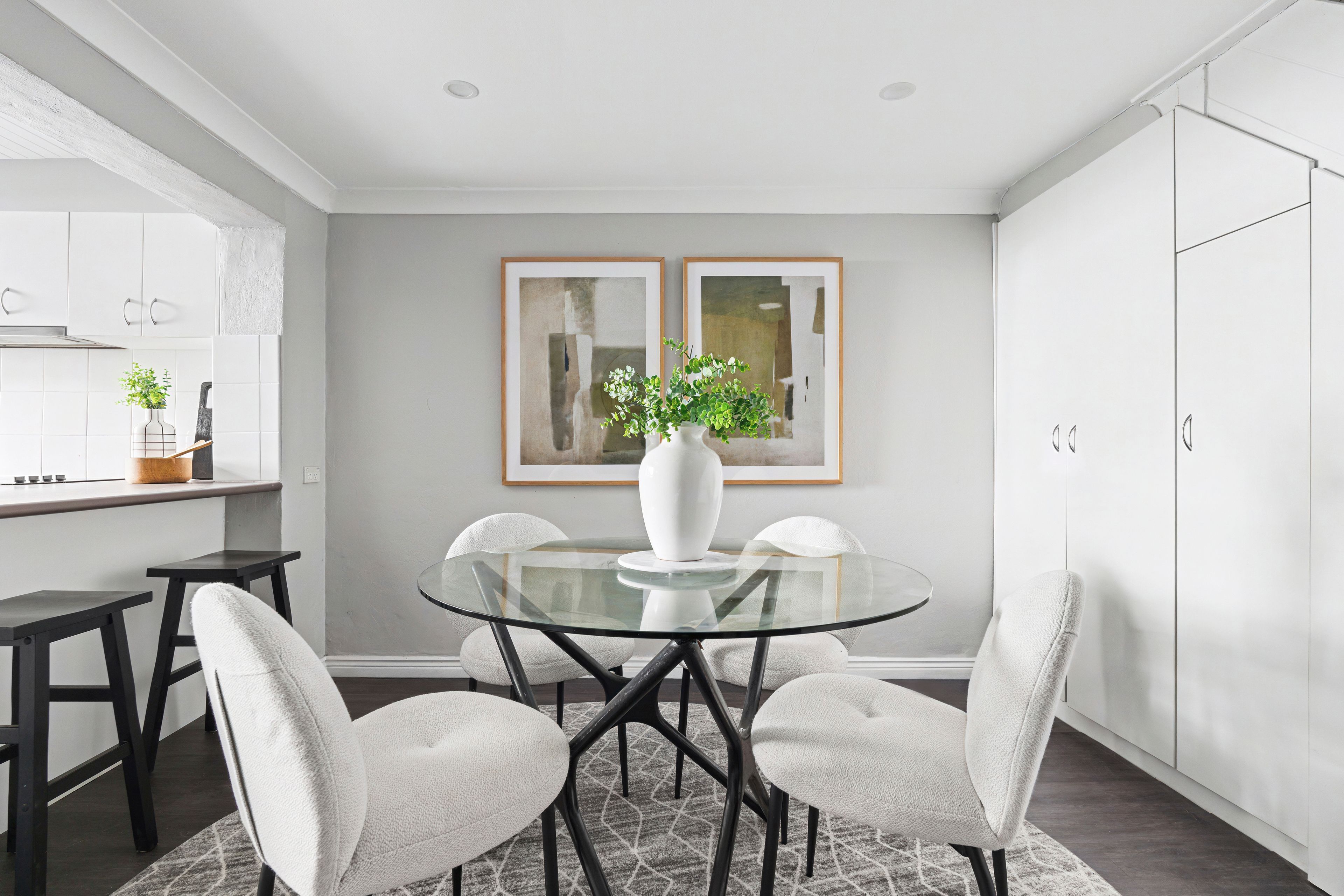 104 Surrey Street — photo 8 of 16