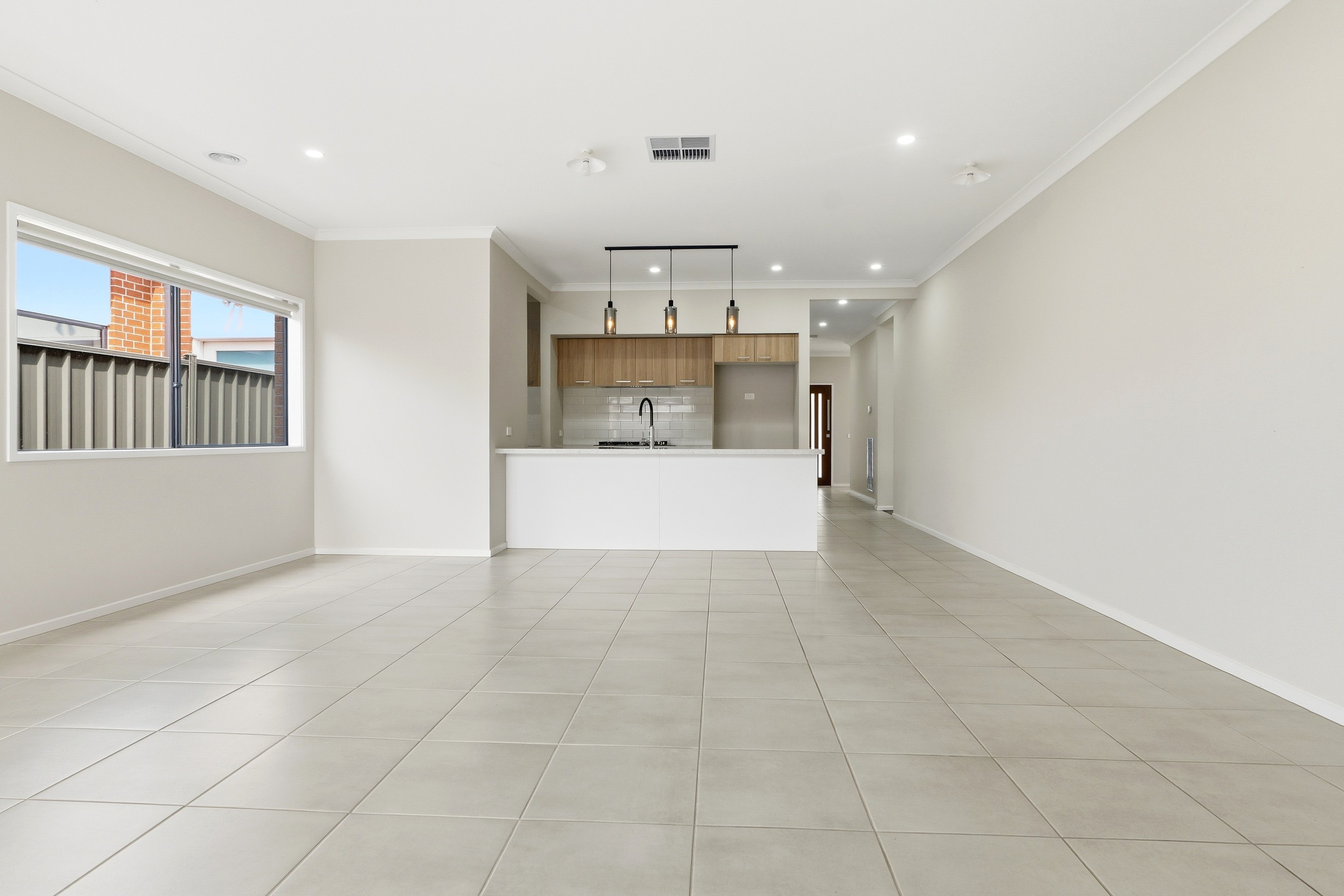 43 Pintail Drive, Melton South, VIC 3338