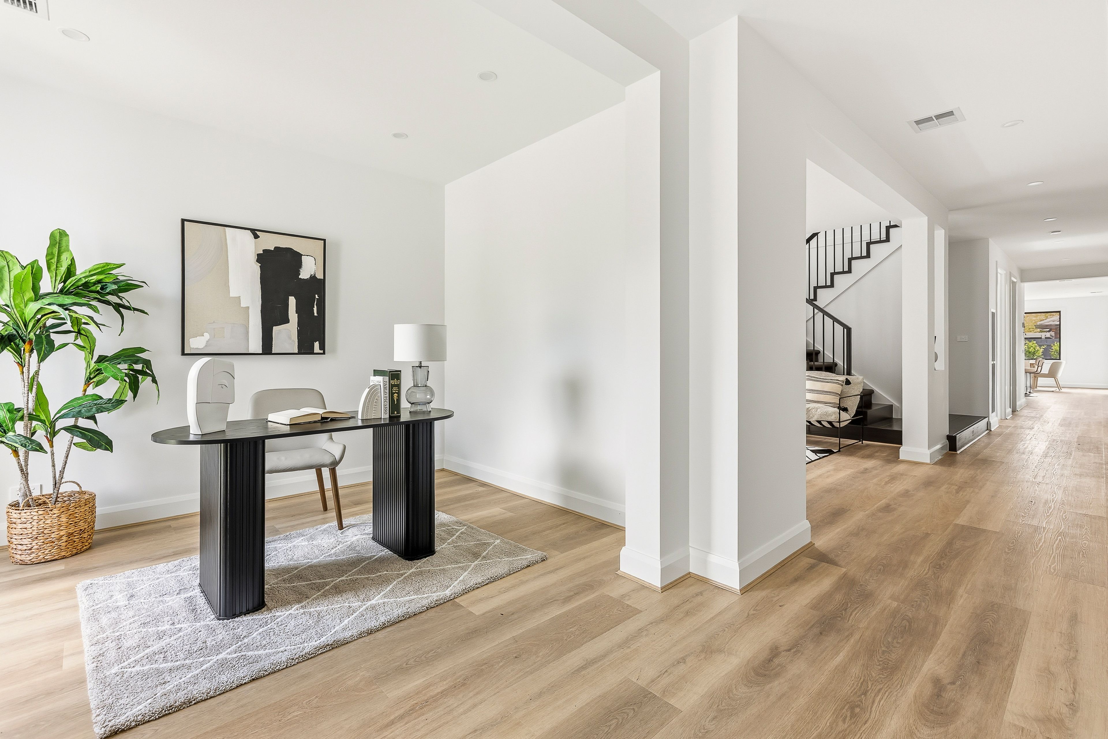 24 Hotham Street, Hughesdale, VIC 3166