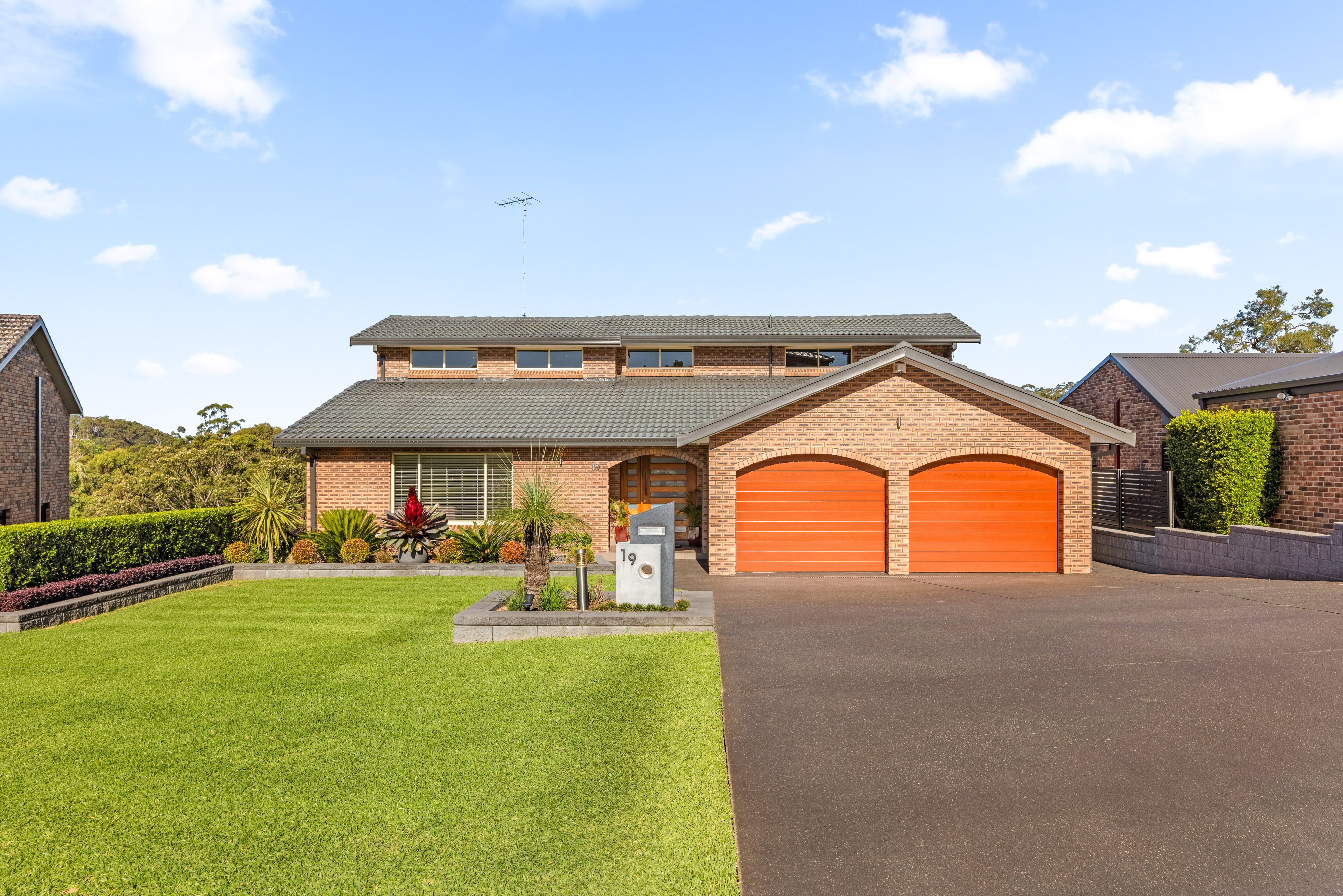 19 Mcpherson Place, Illawong NSW 2234