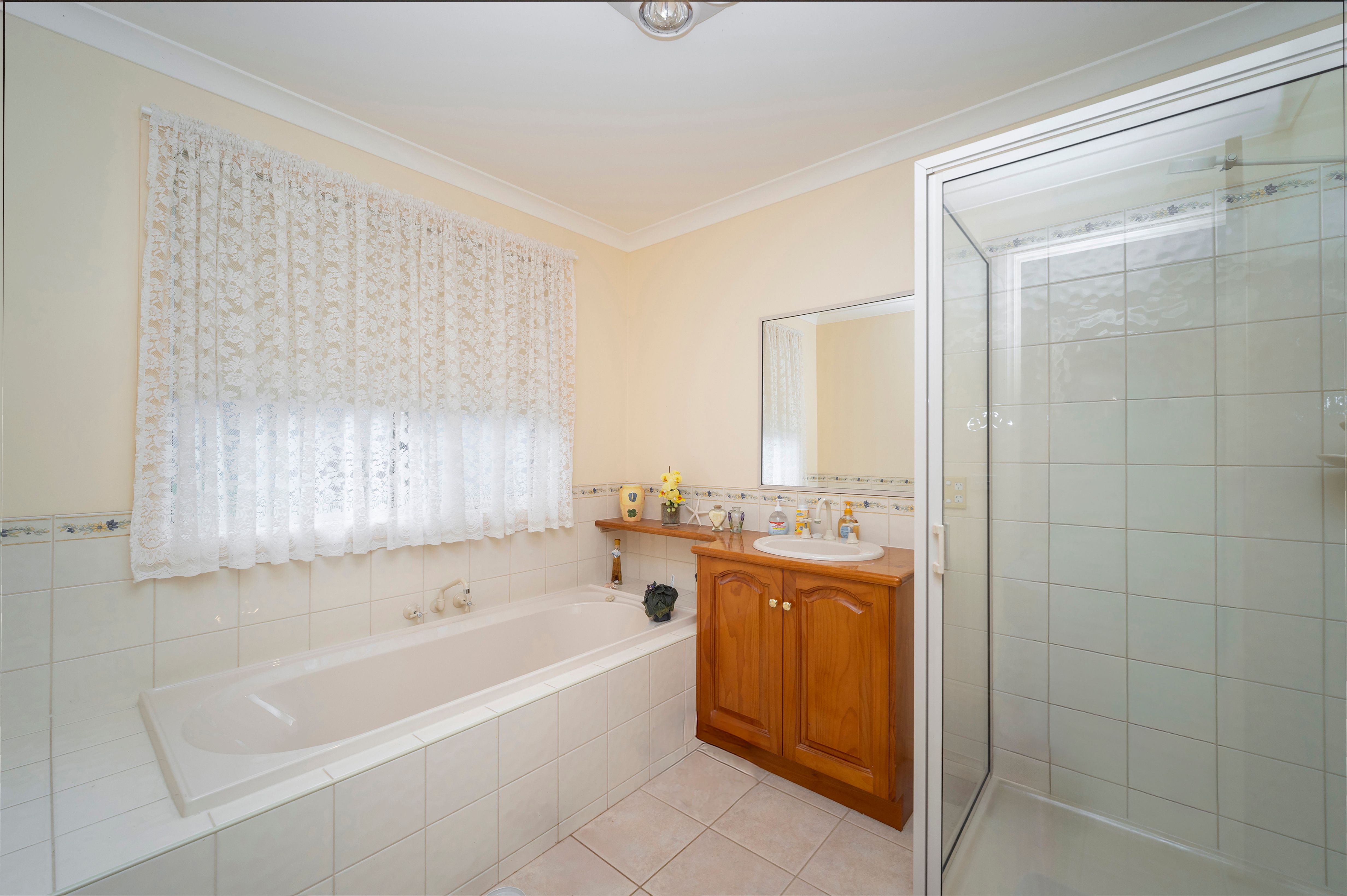 98 Balmoral Road — photo 7 of 13