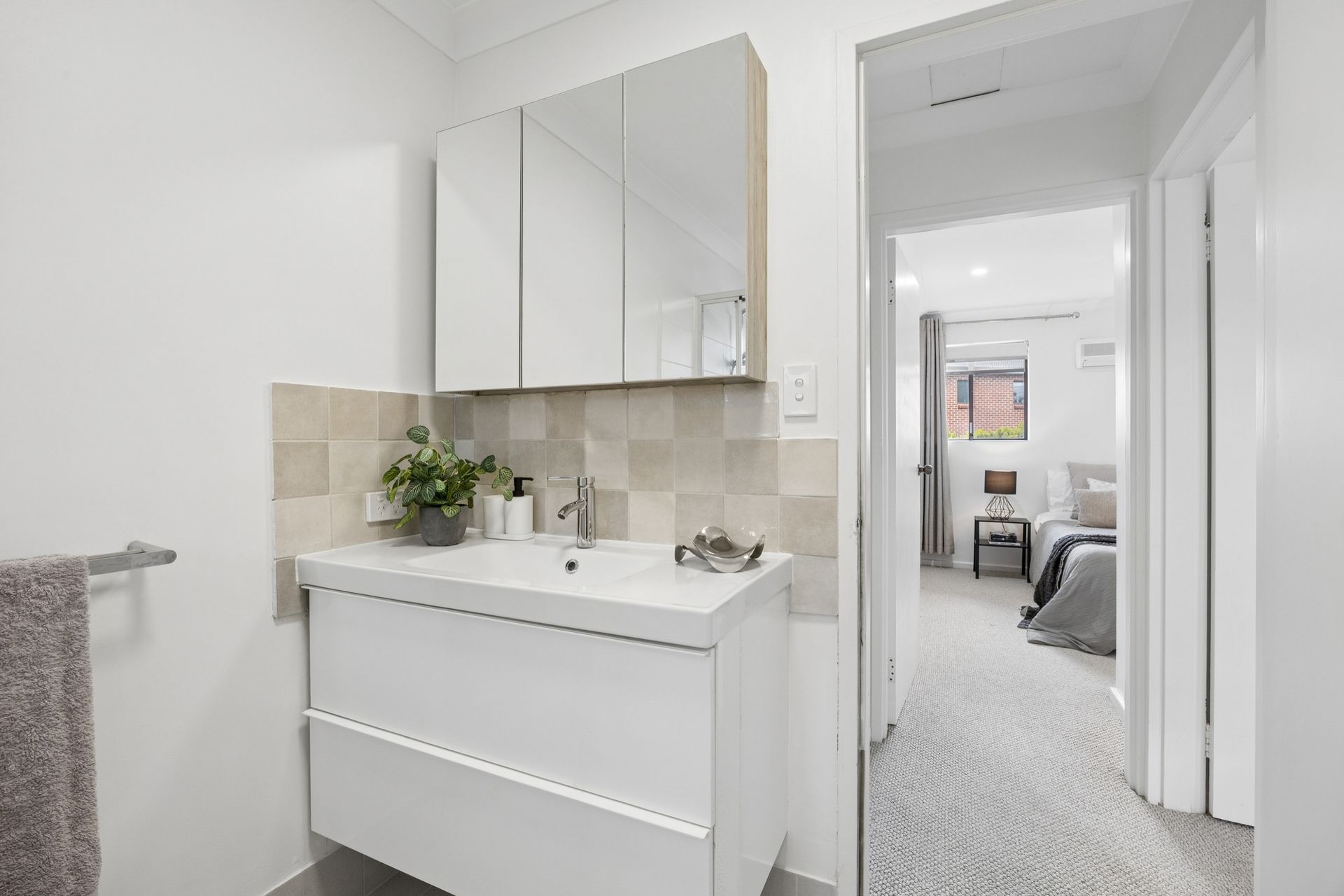3/170 Carr Place — photo 15 of 21