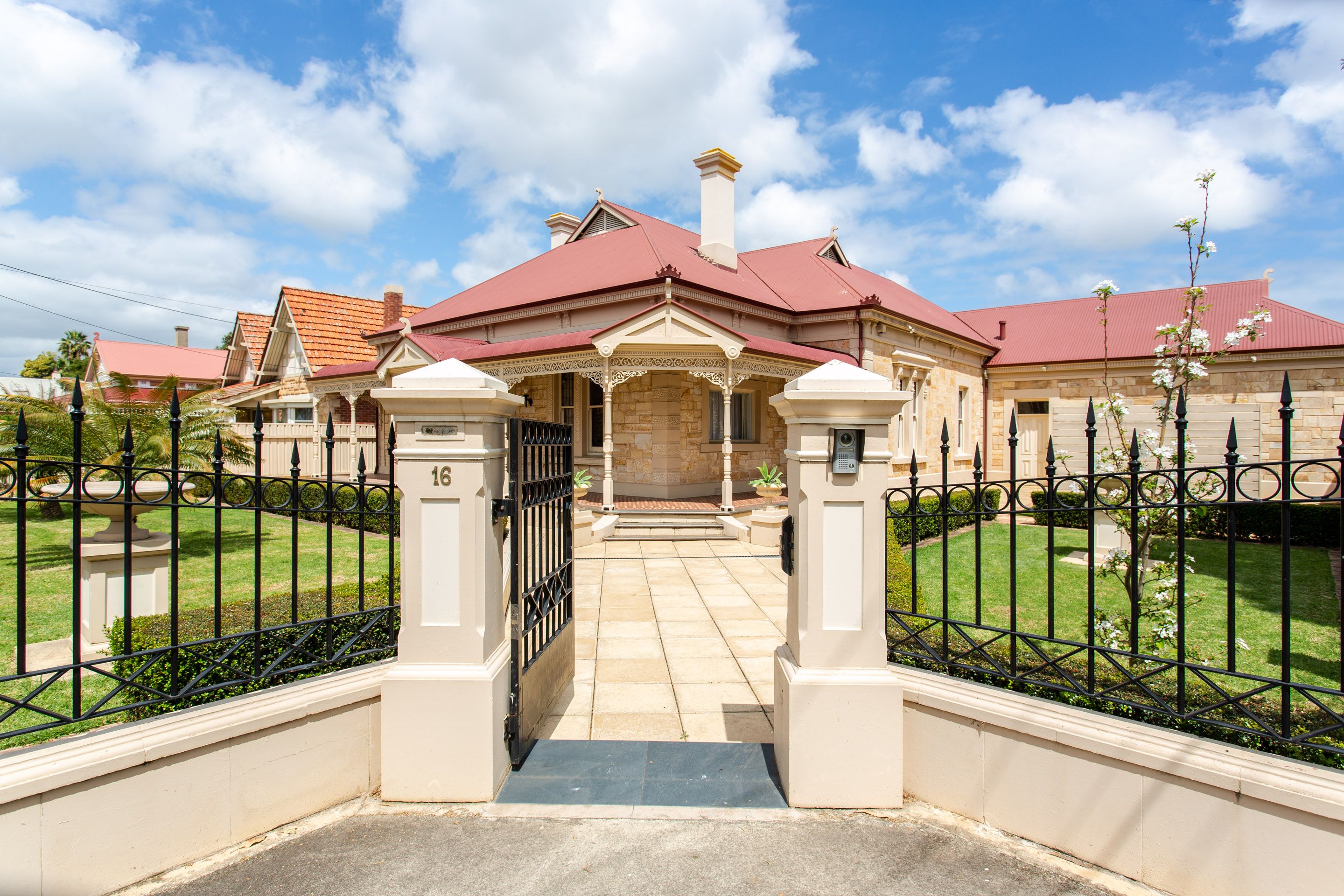 16 Stanley Street, Woodville SA 5011