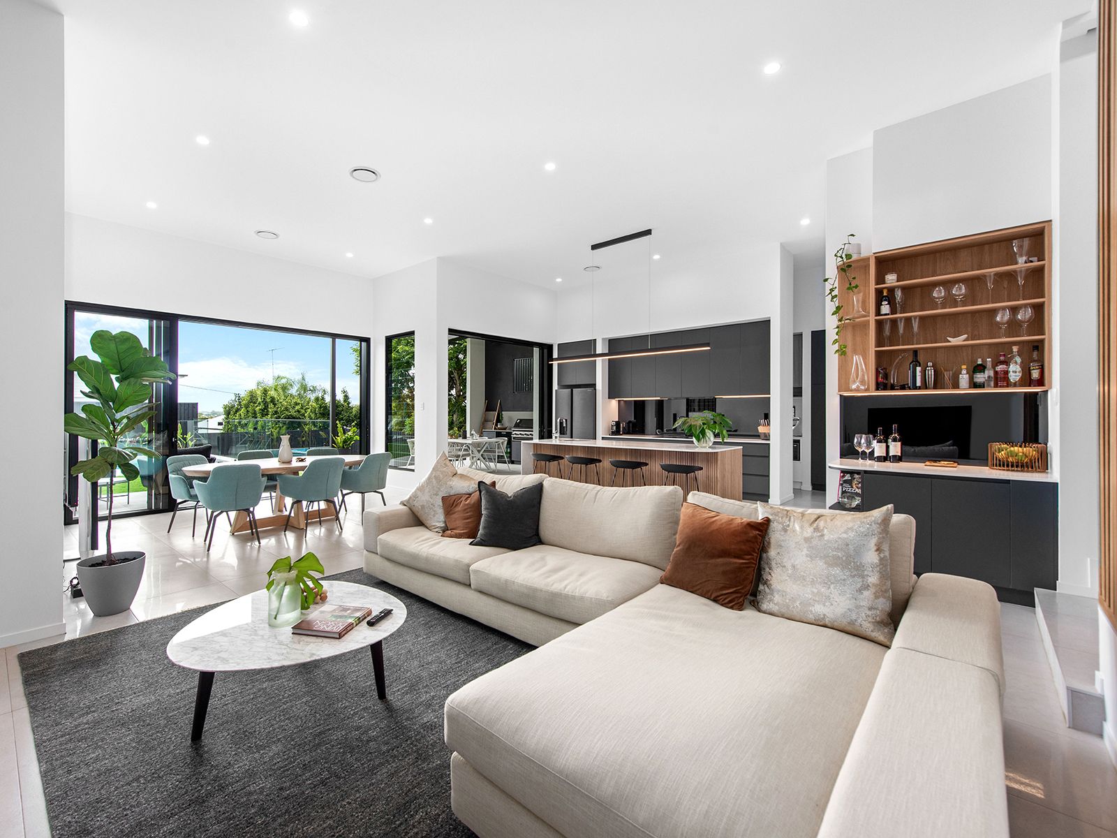53 Bunowang Street, Balmoral, QLD 4171