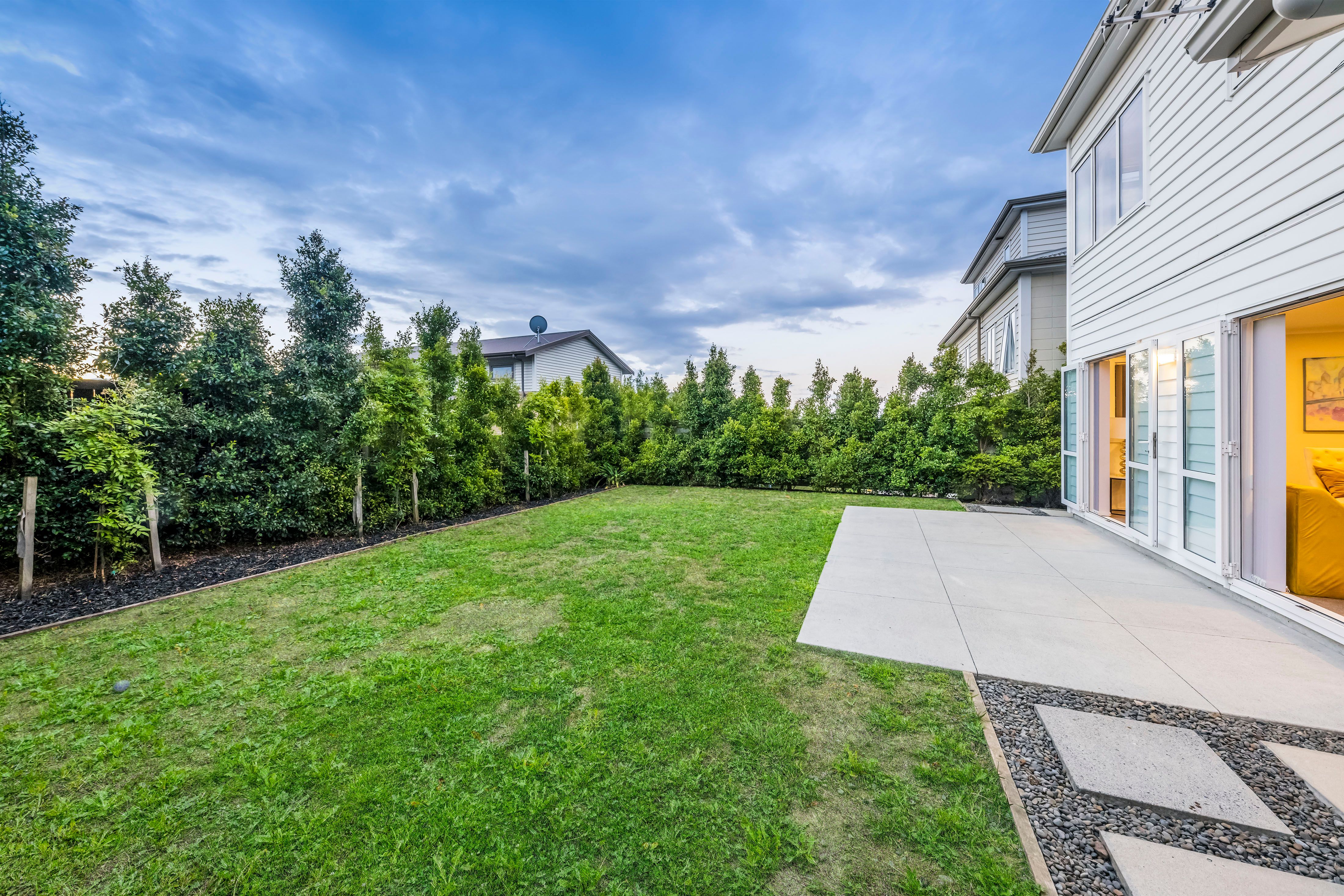 15 Adamson Road, Flat Bush, Manukau City