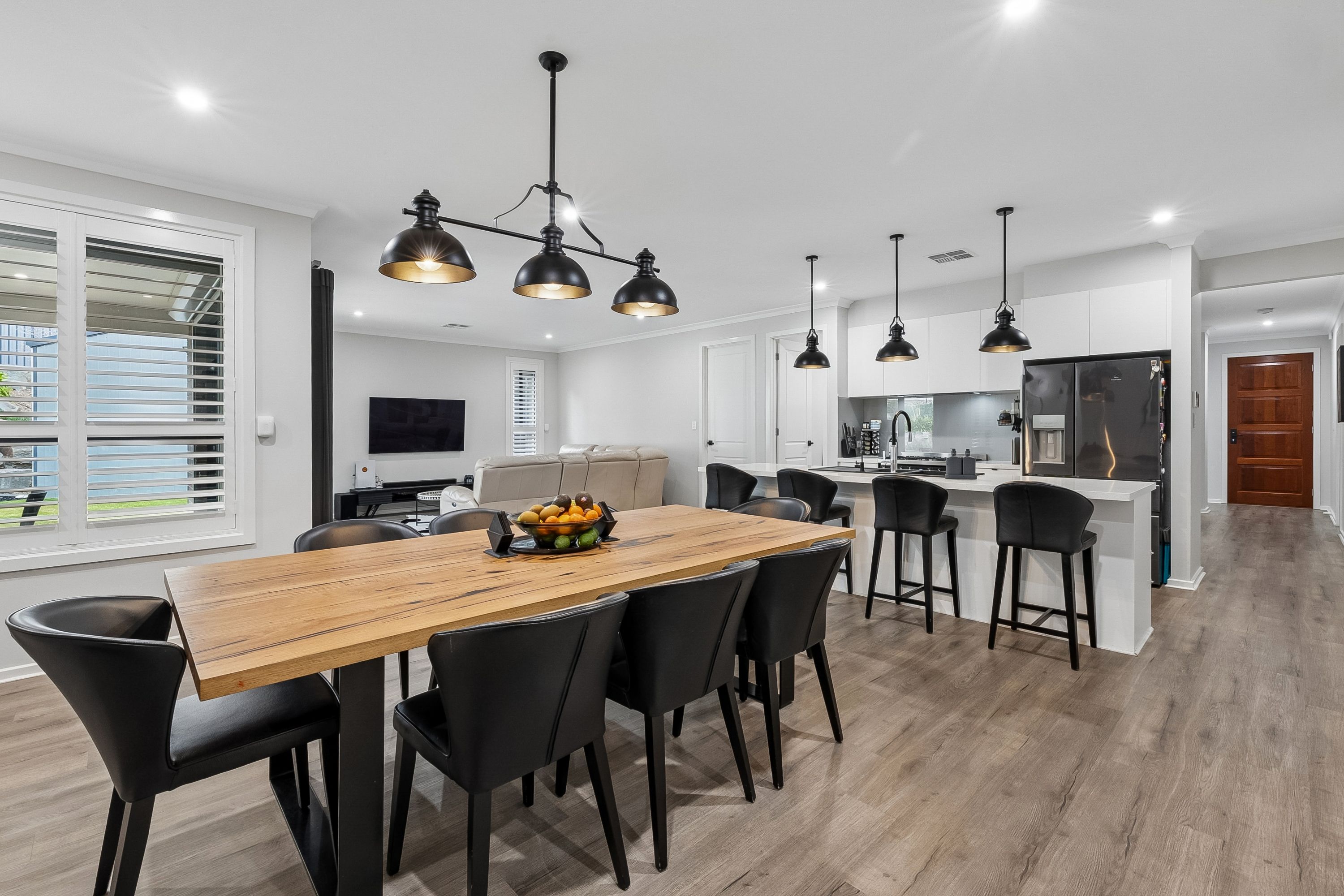 6 Ivan Court — photo 5 of 27