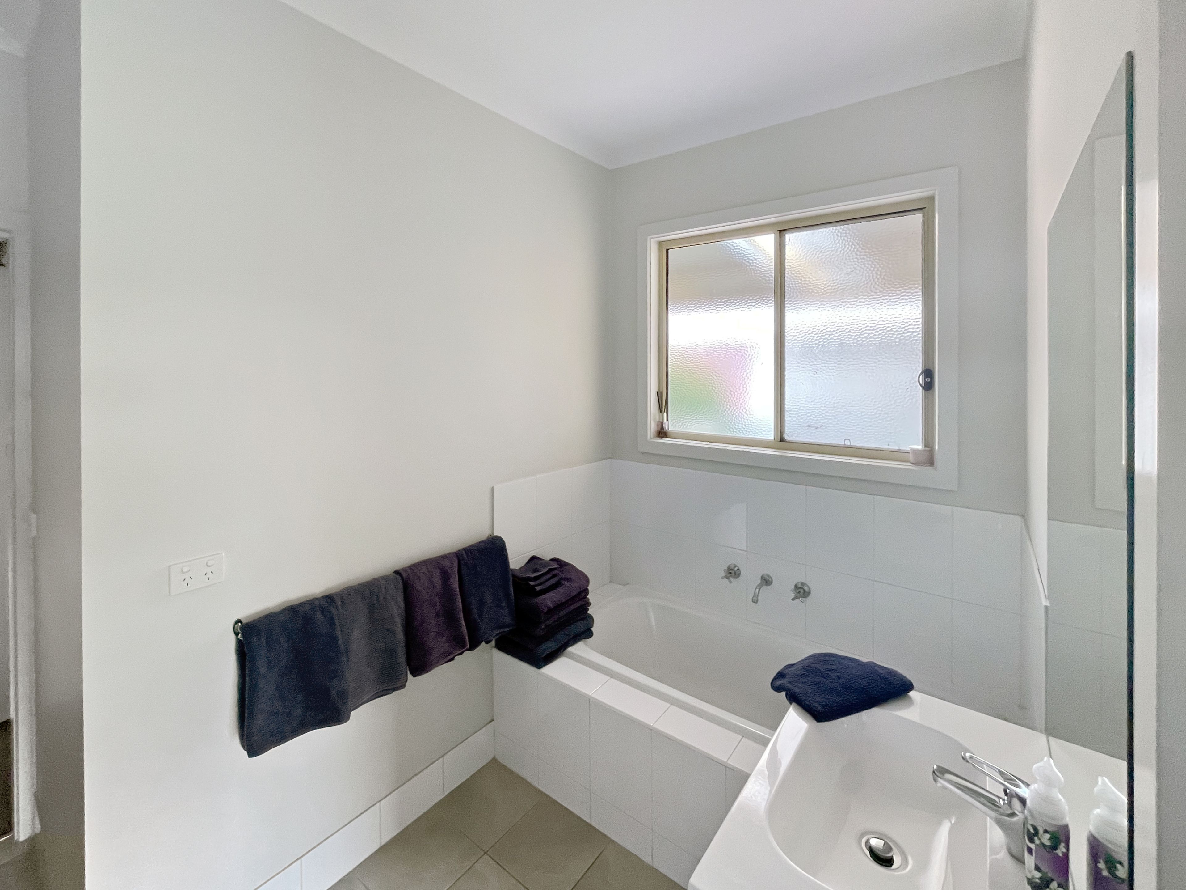 10 Albert Street — photo 7 of 9