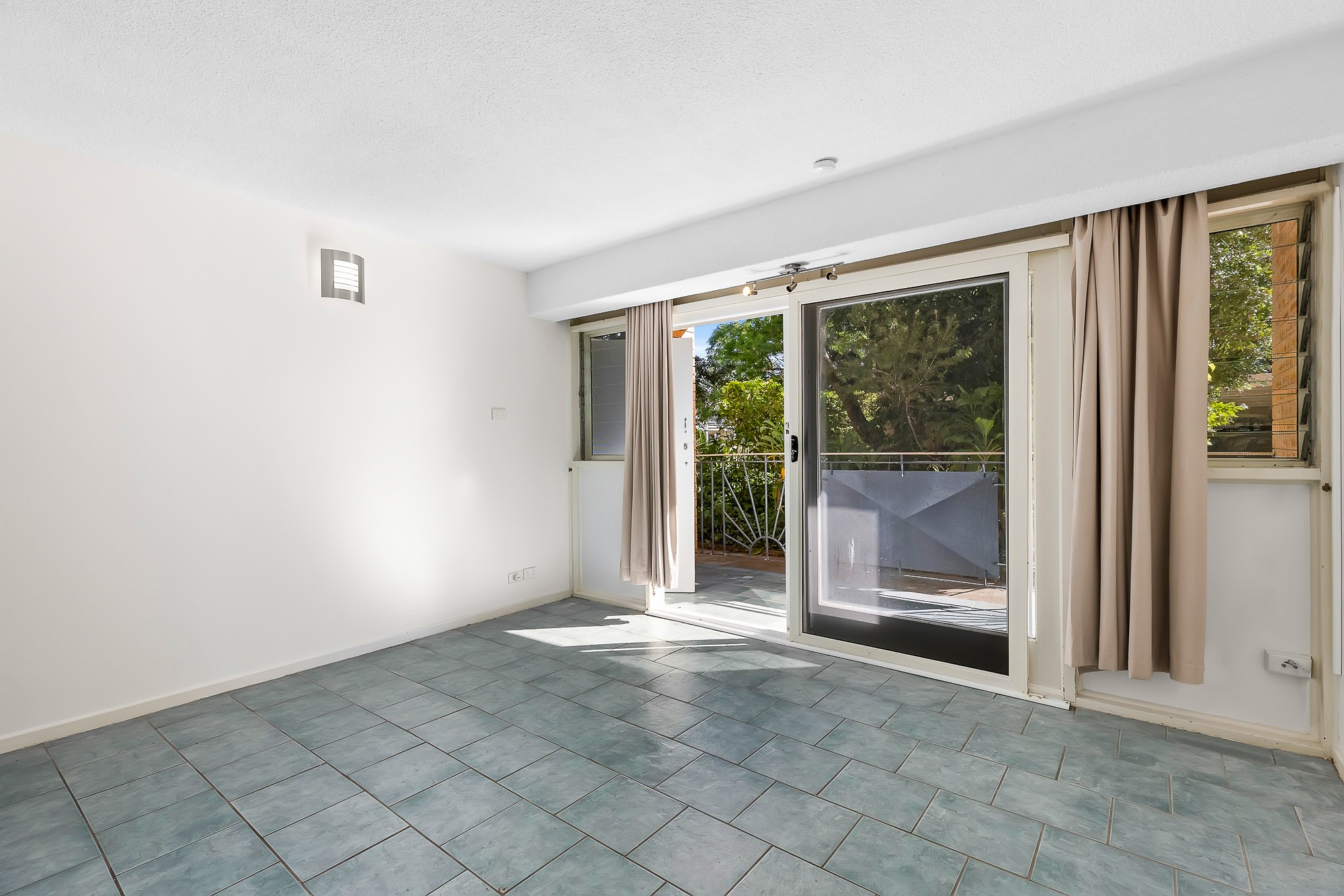 2/10 Sutton Street, Chelmer, QLD 4068