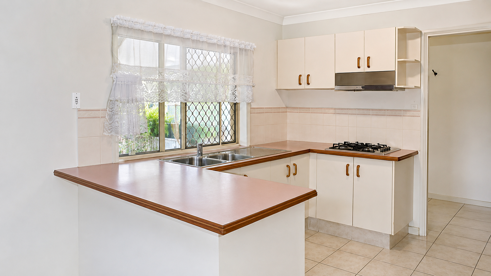 35 Henry Cotton Drive, Parkwood, QLD 4214