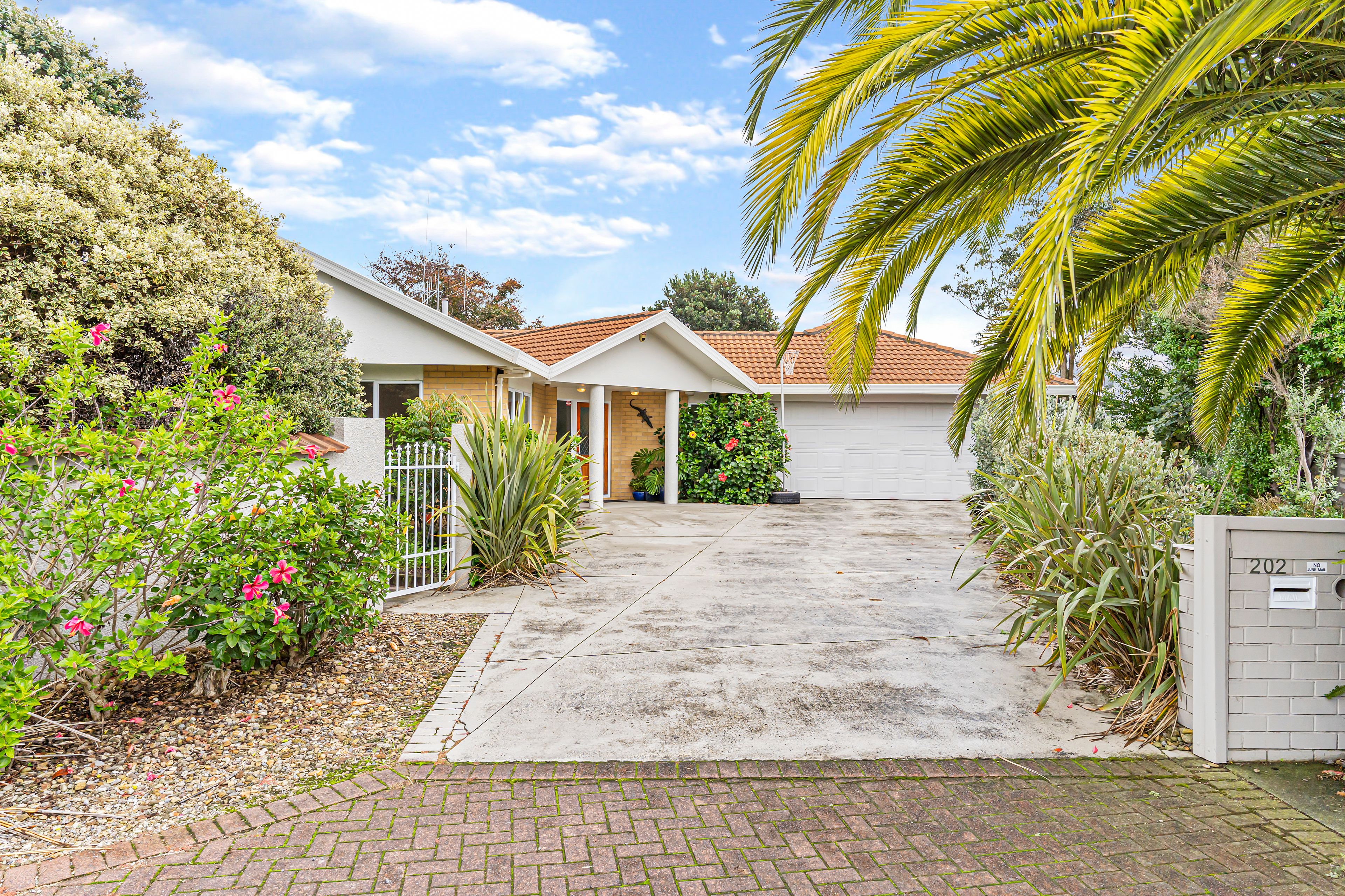 202 Gravatt Road, Papamoa, Tauranga City