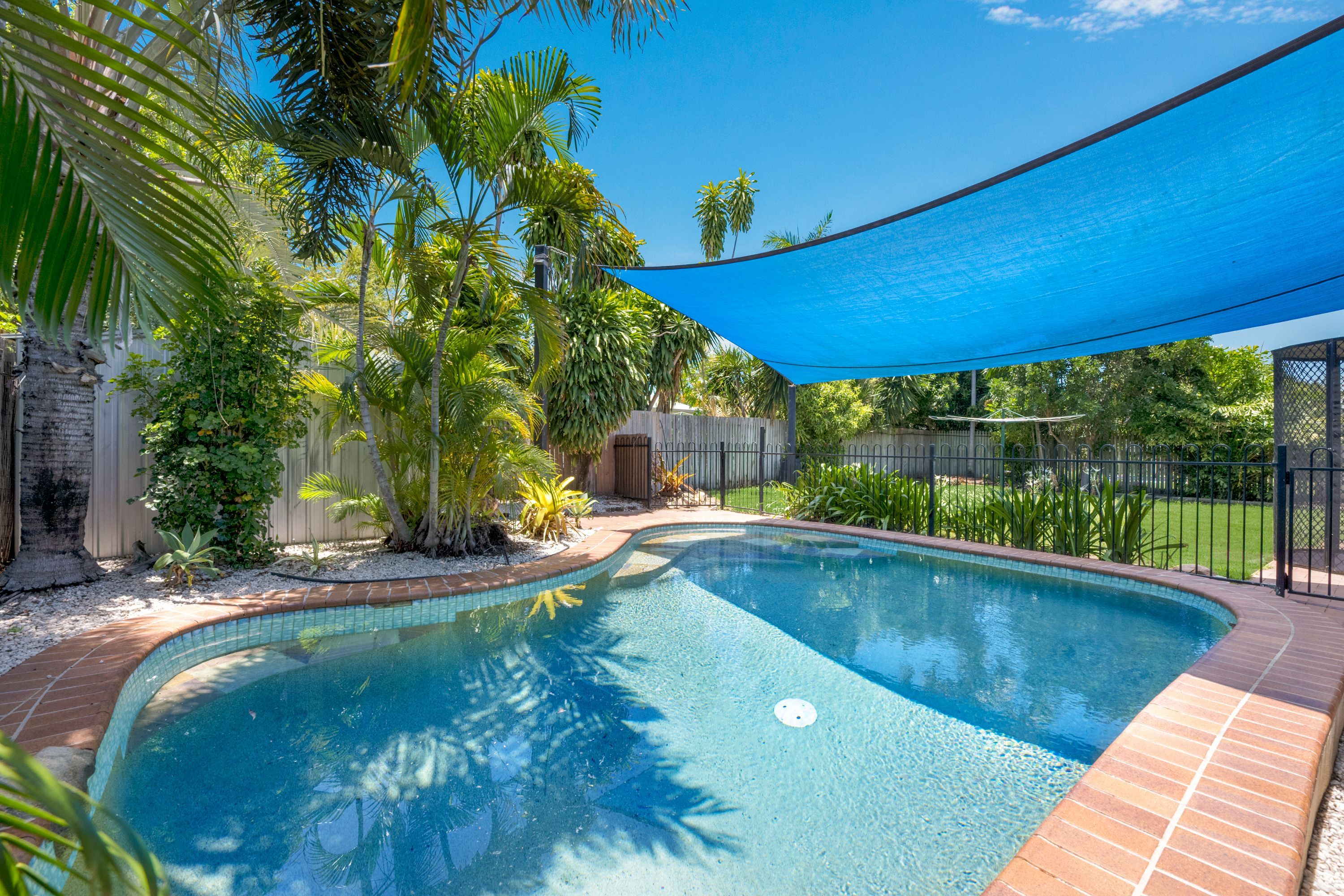 3 Sandalan Court, Bushland Beach, QLD 4818