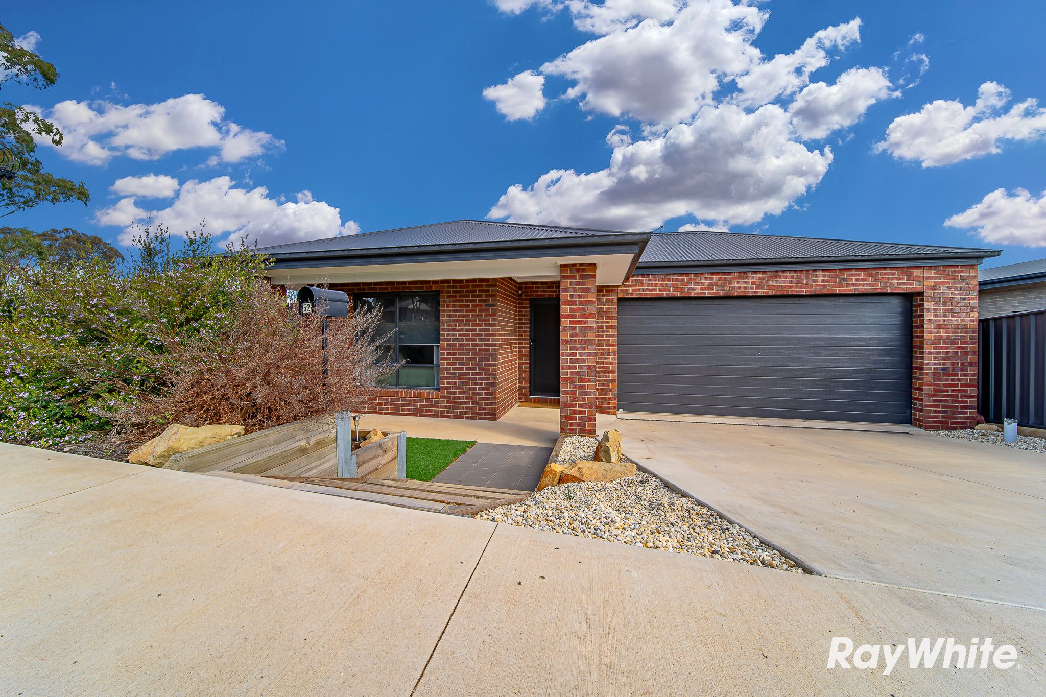 52 Westbury Boulevard, Maiden Gully, VIC 3551