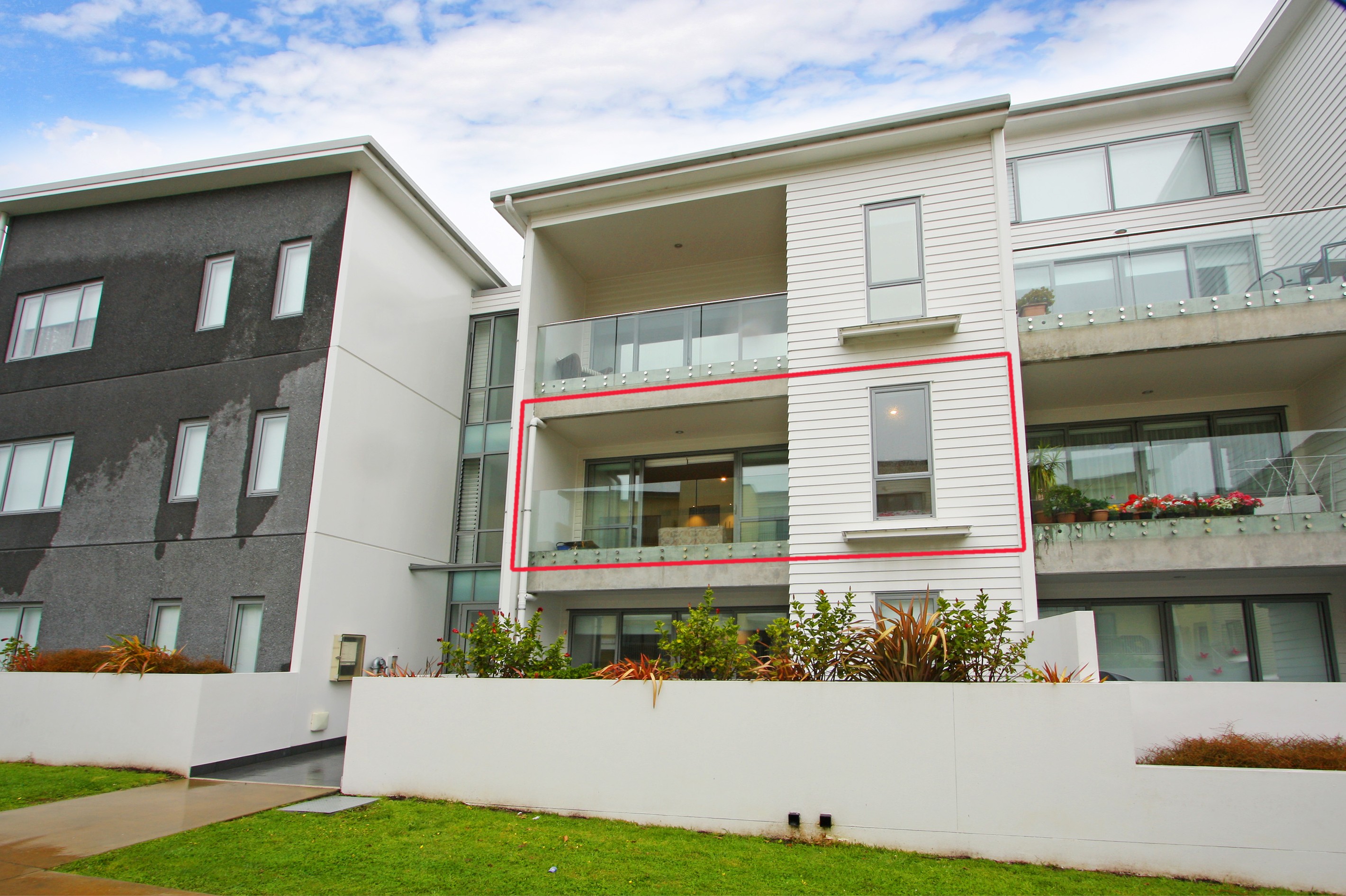 2D/136 Stancombe Road, Mission Heights, Auckland