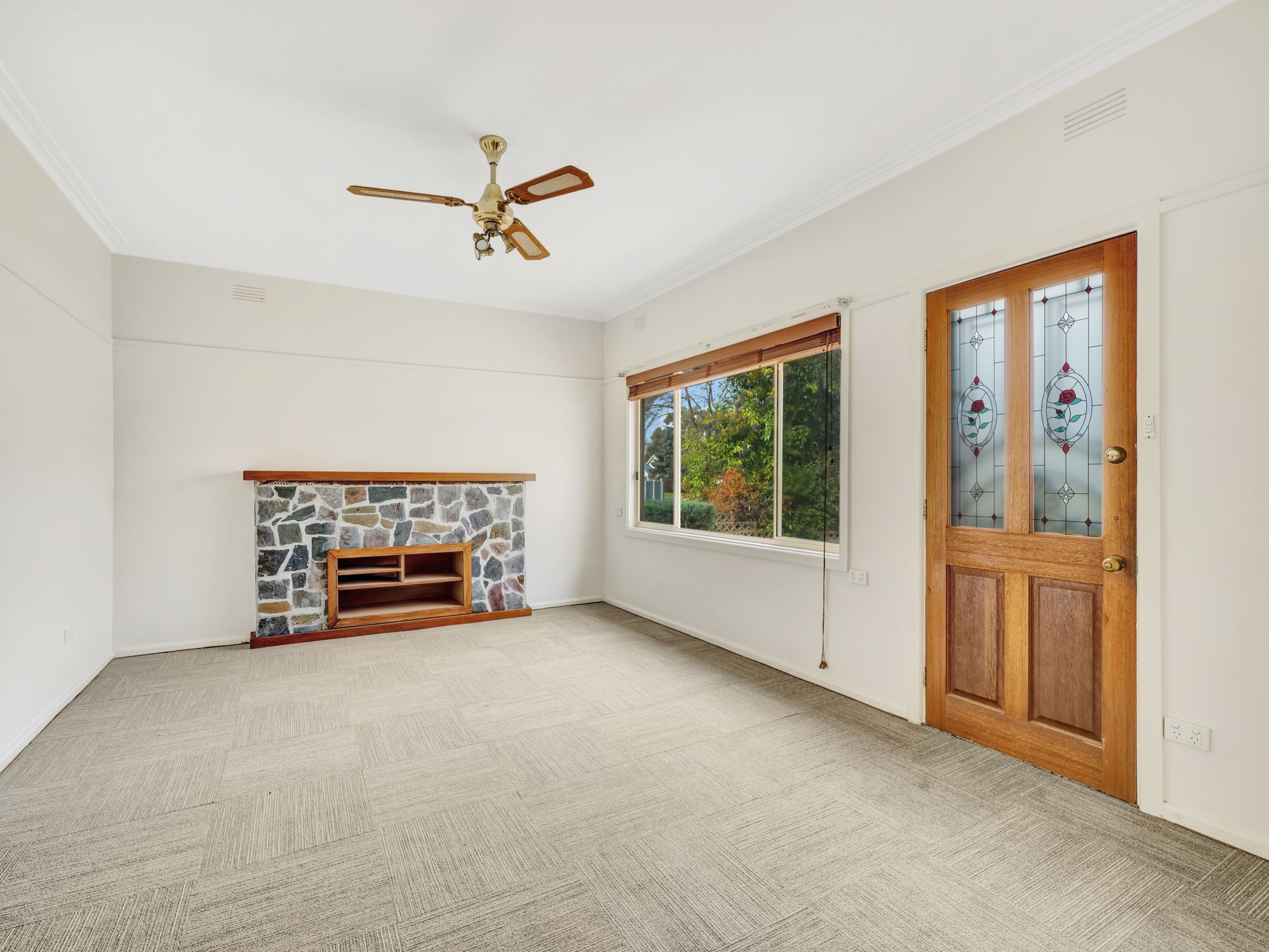 258 Wantigong Street — photo 3 of 11