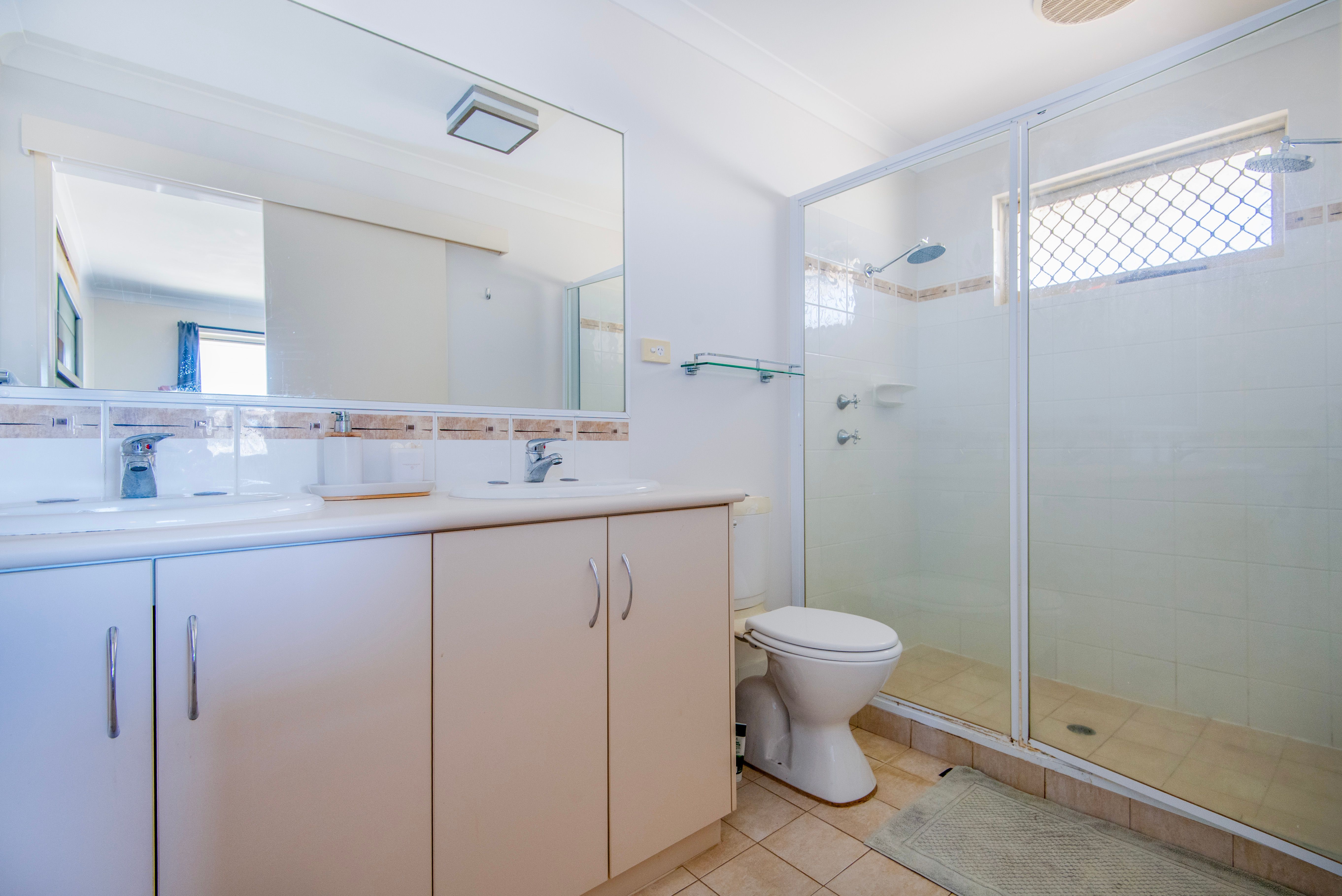 122 Burges Street — photo 7 of 17