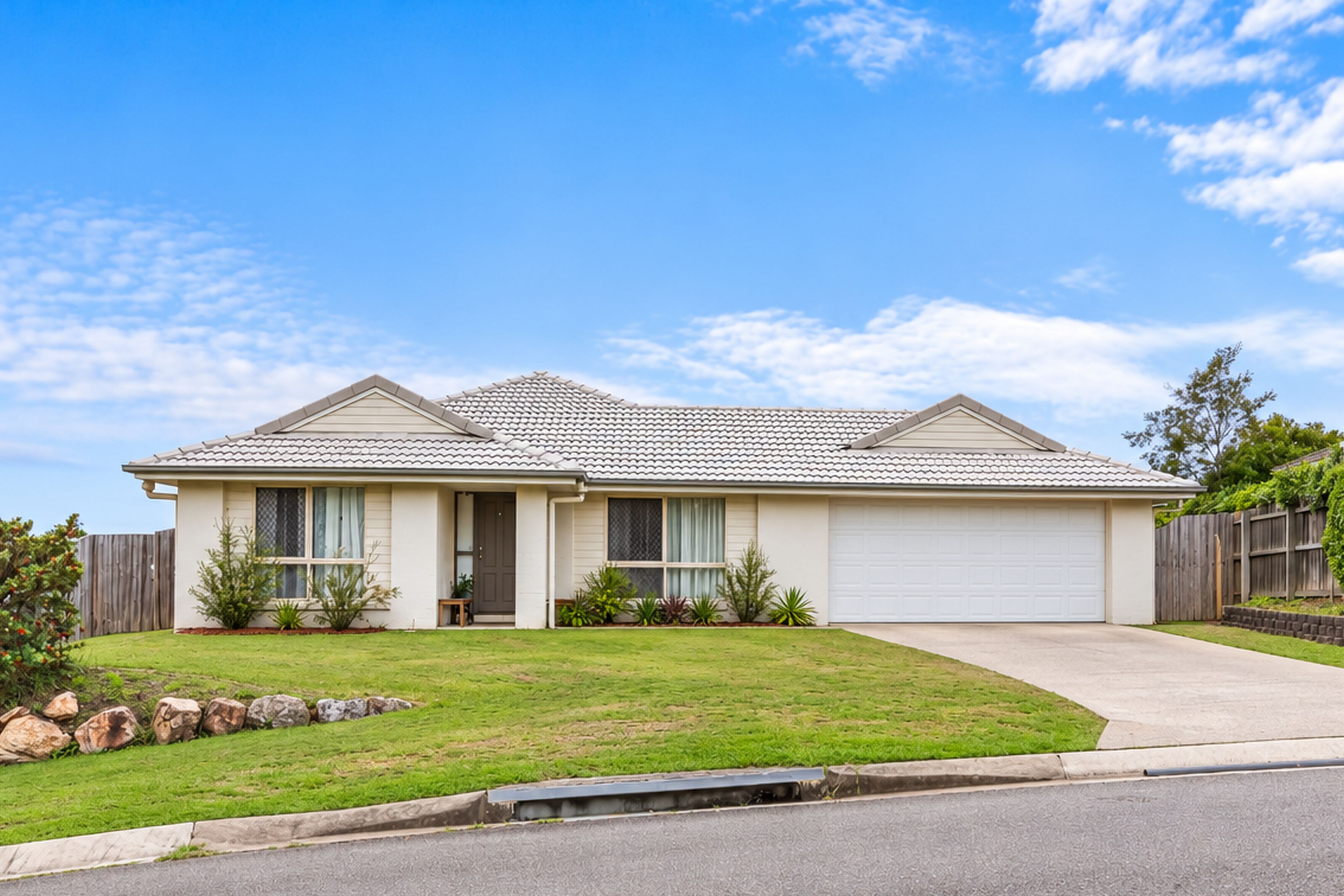 4 Imperial Court — photo from Ray White Pacific Pines