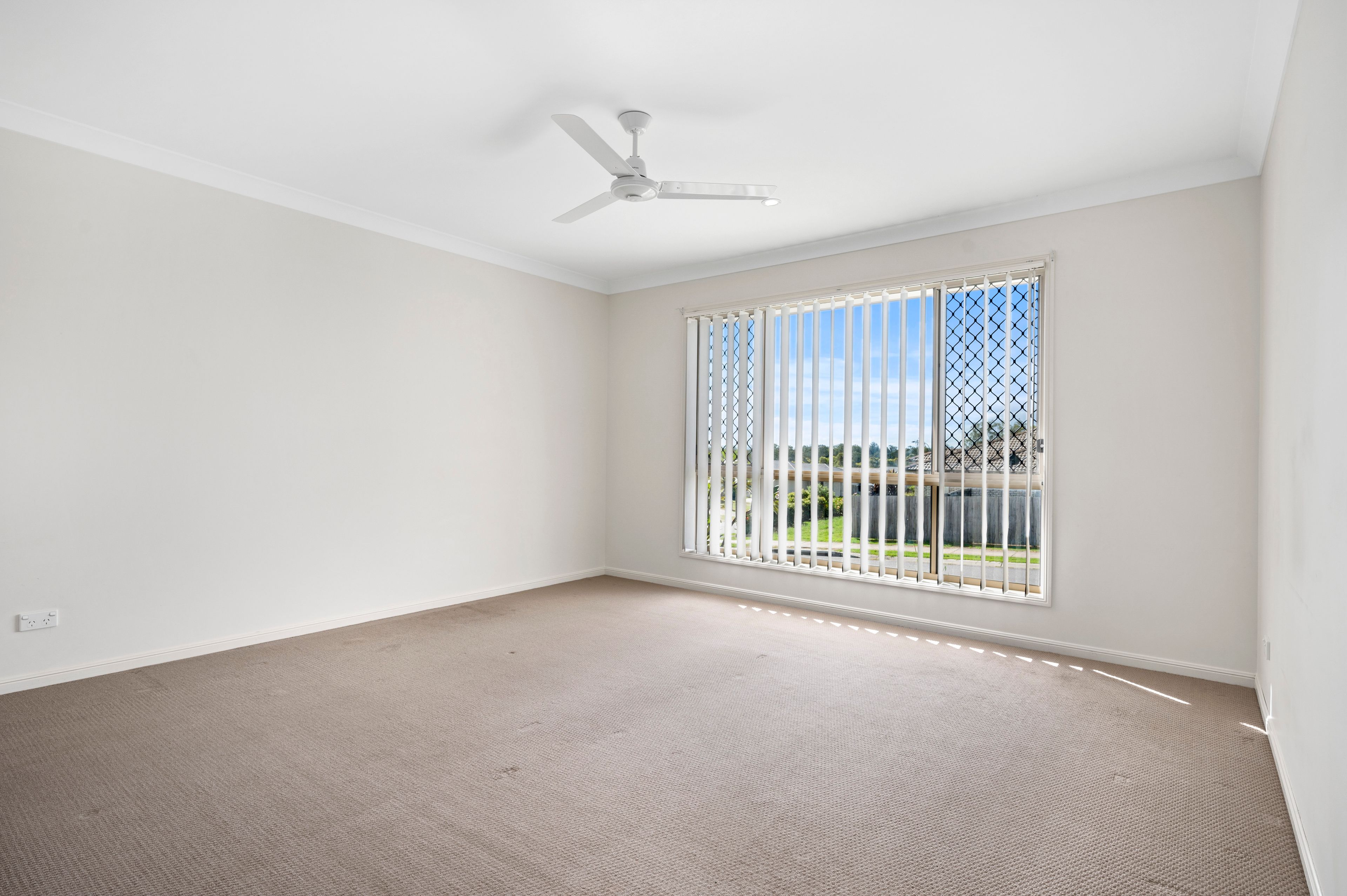 37 Walnut Crescent, Lowood, QLD 4311