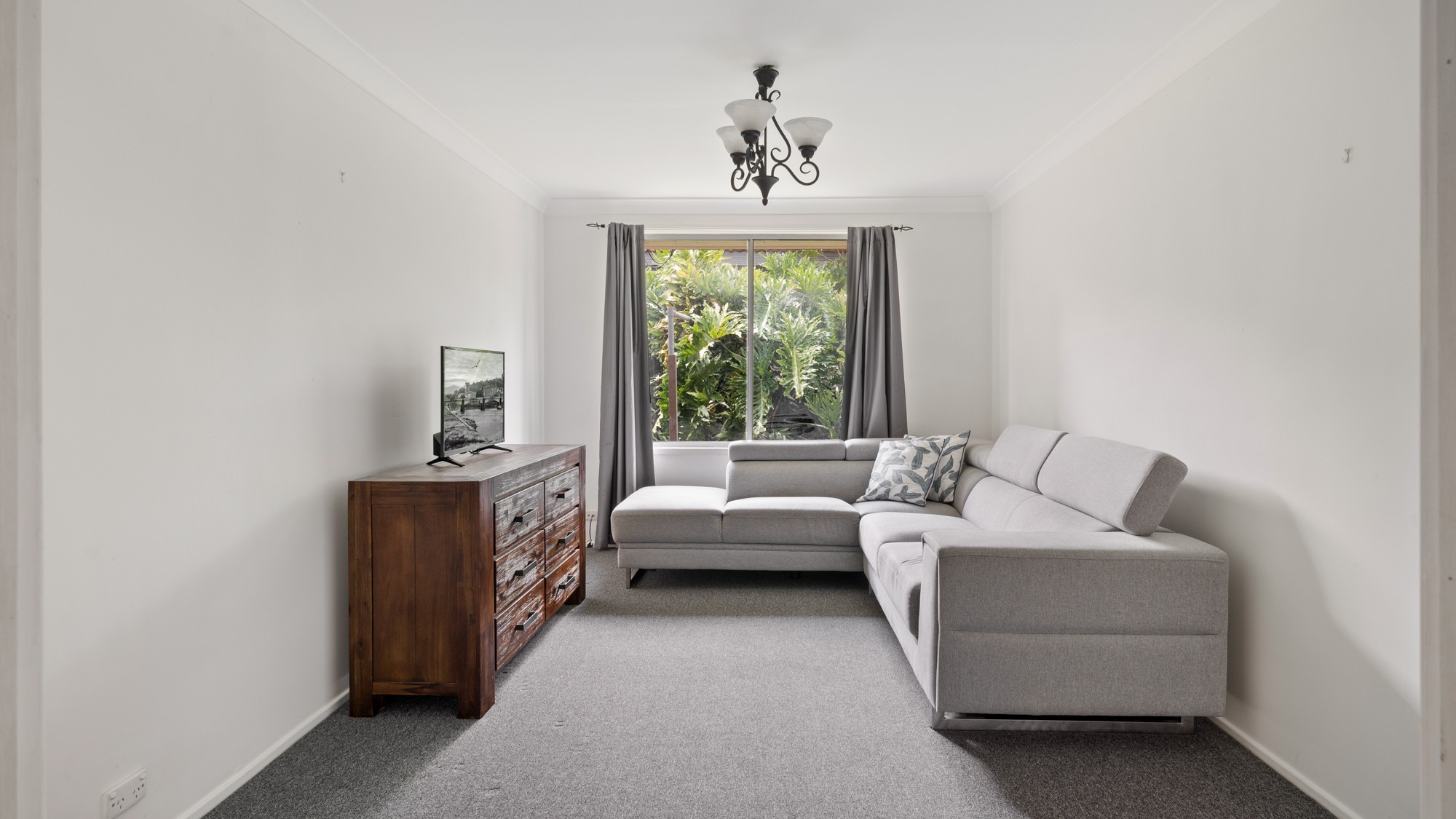 5 Scarus Place, Rosemeadow, NSW 2560