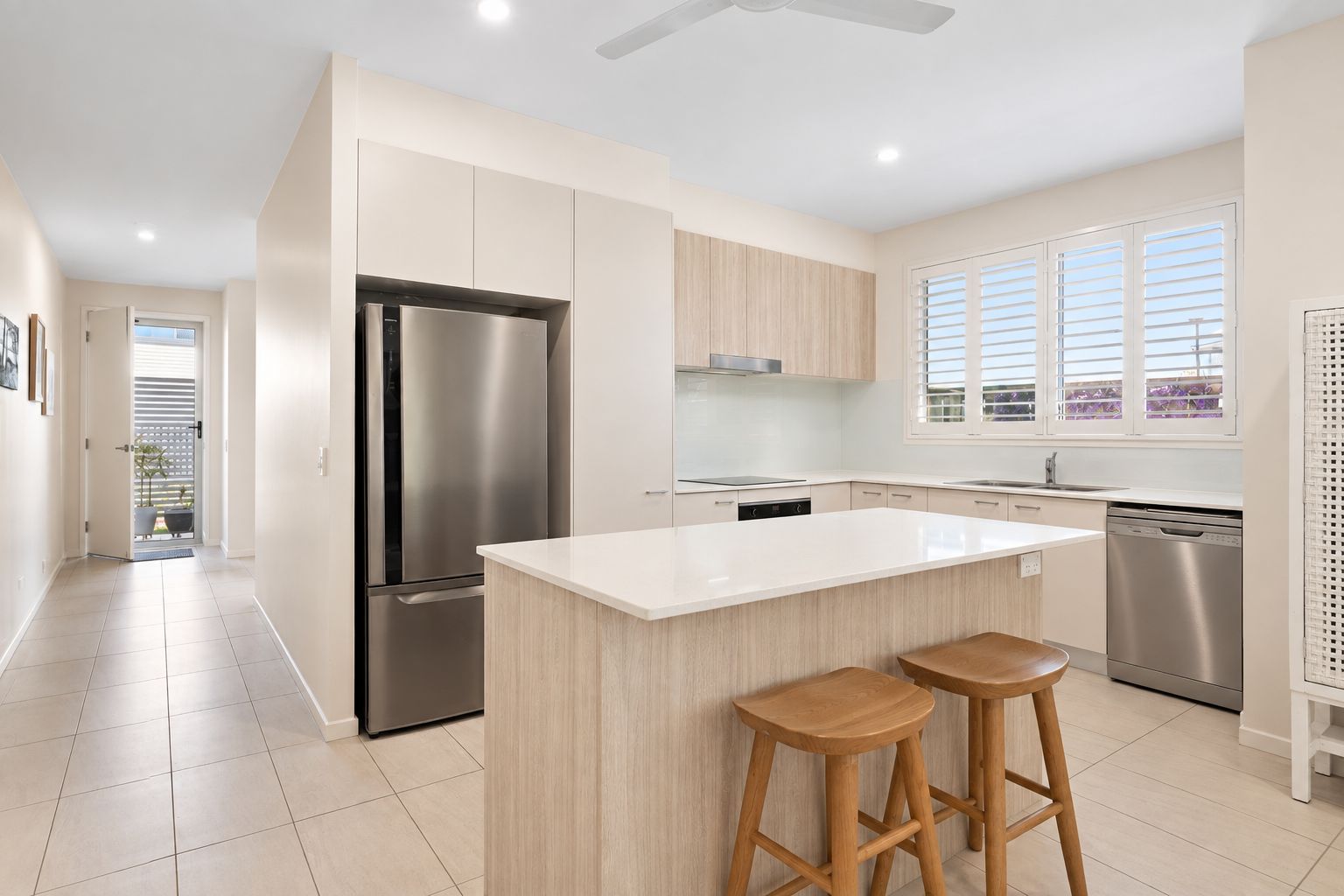 621 Tide Avenue, Maroochydore, QLD 4558