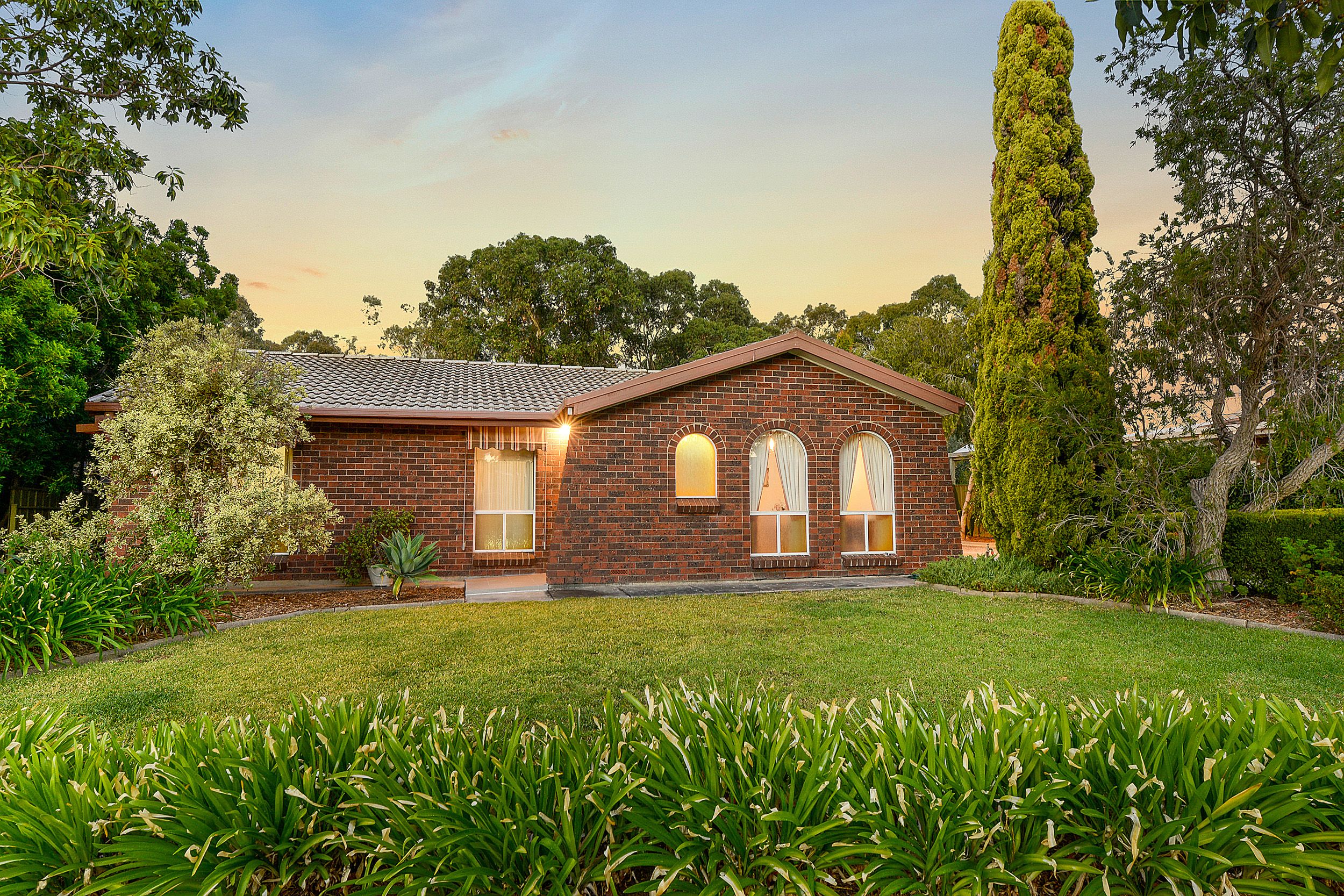15 Toovis Avenue, St Agnes SA 5097