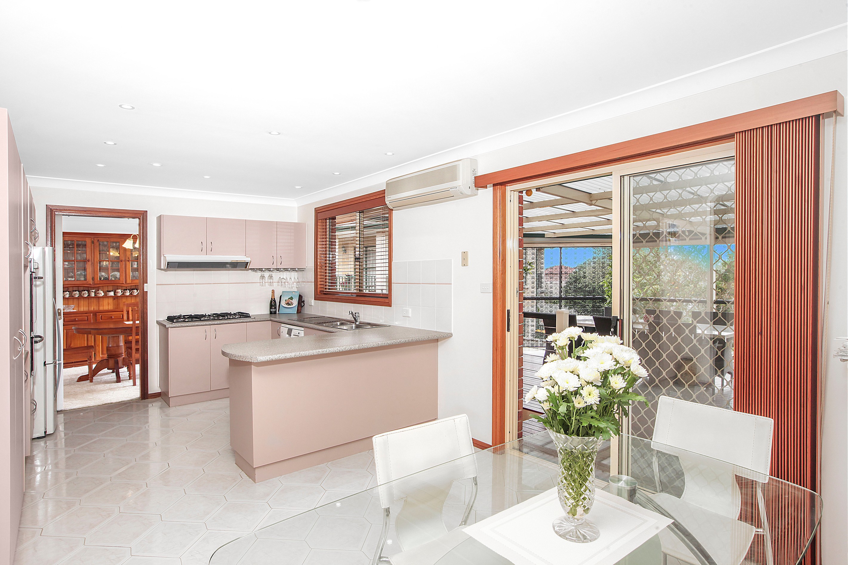 12 Comin Place, Abbotsbury, NSW 2176
