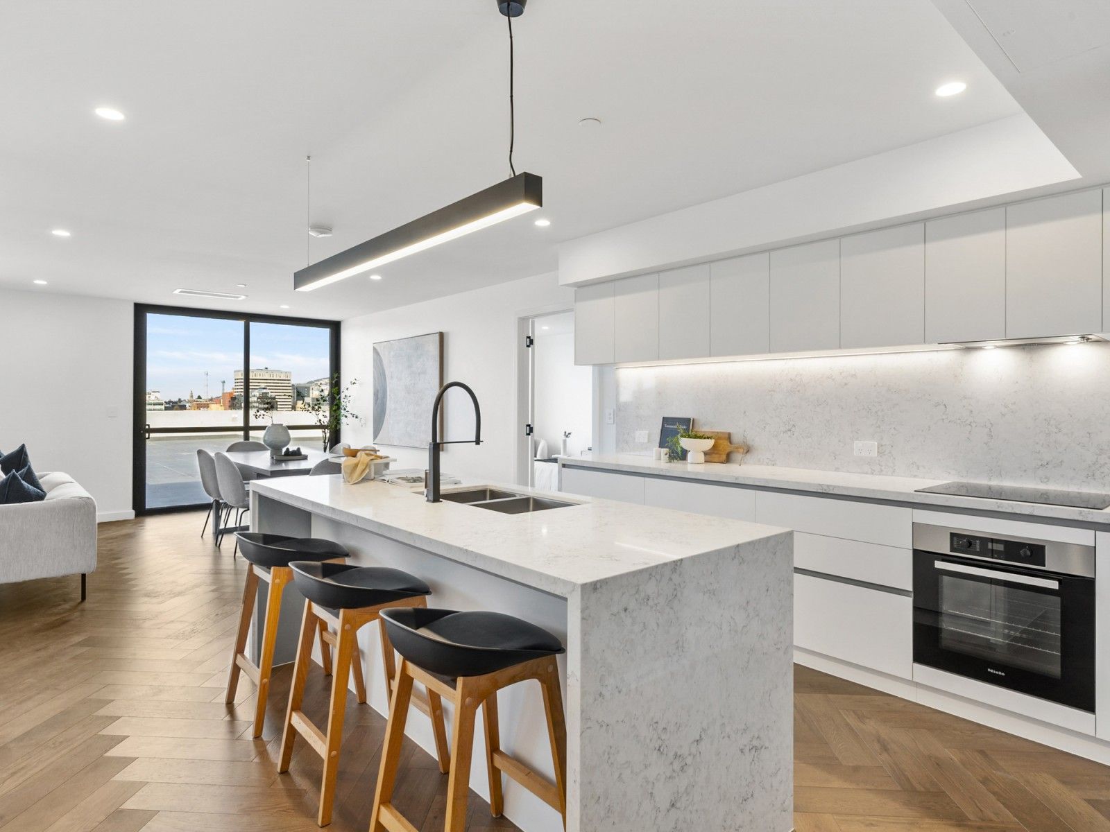 608/62 Patrick Street — photo 4 of 30