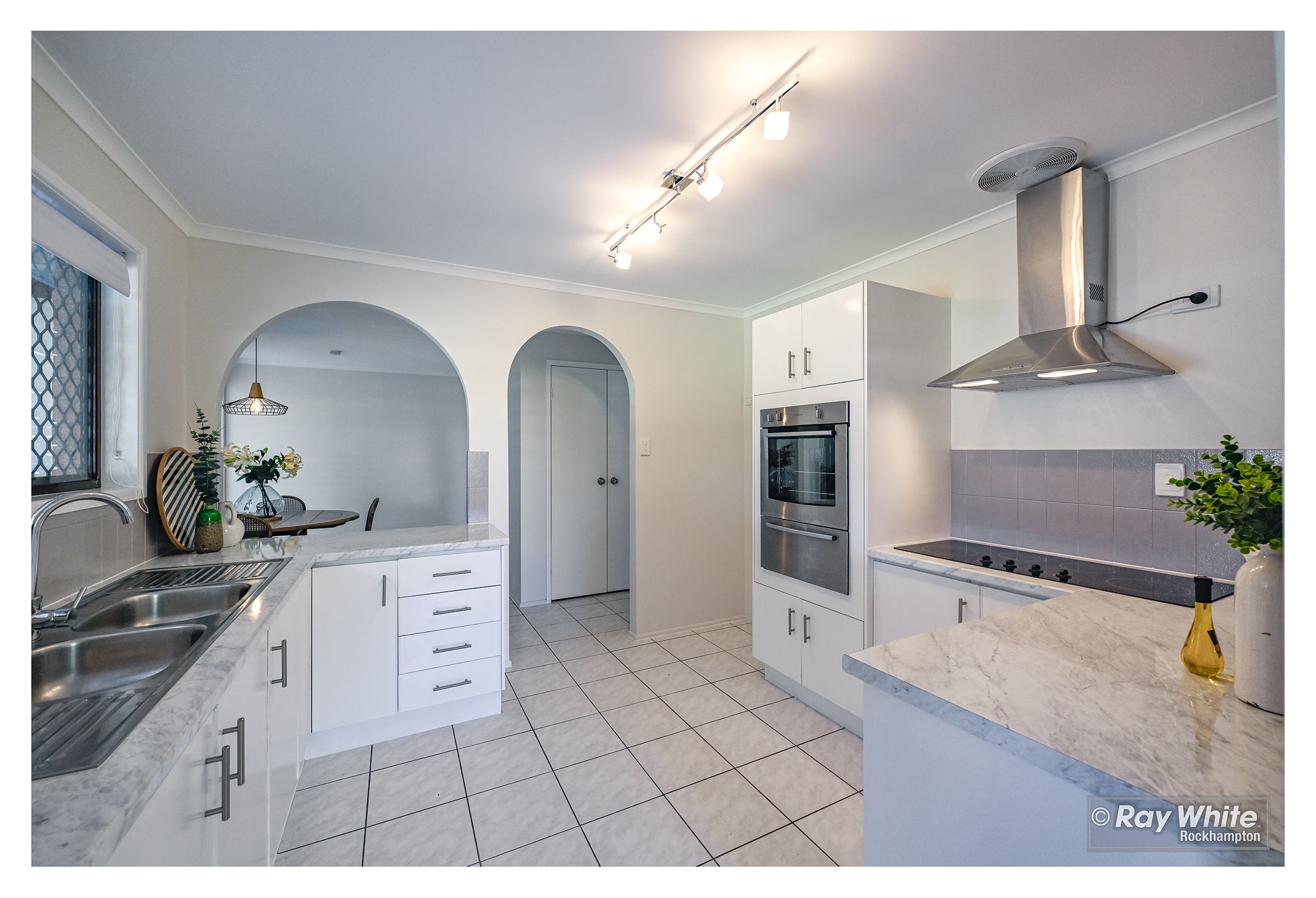1 Clara Place, Gracemere, QLD 4702