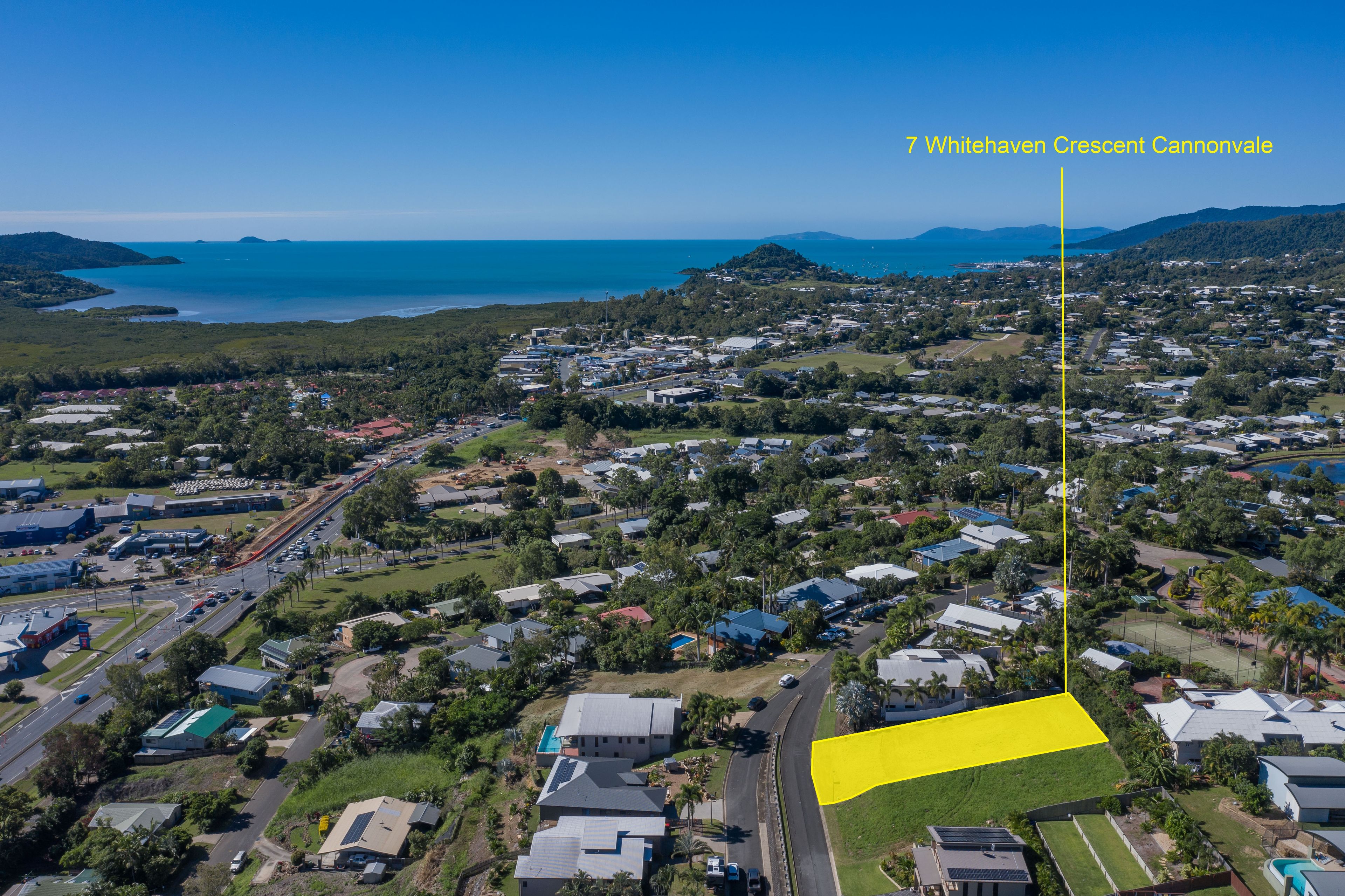 7 Whitehaven Crescent, Cannonvale QLD 4802