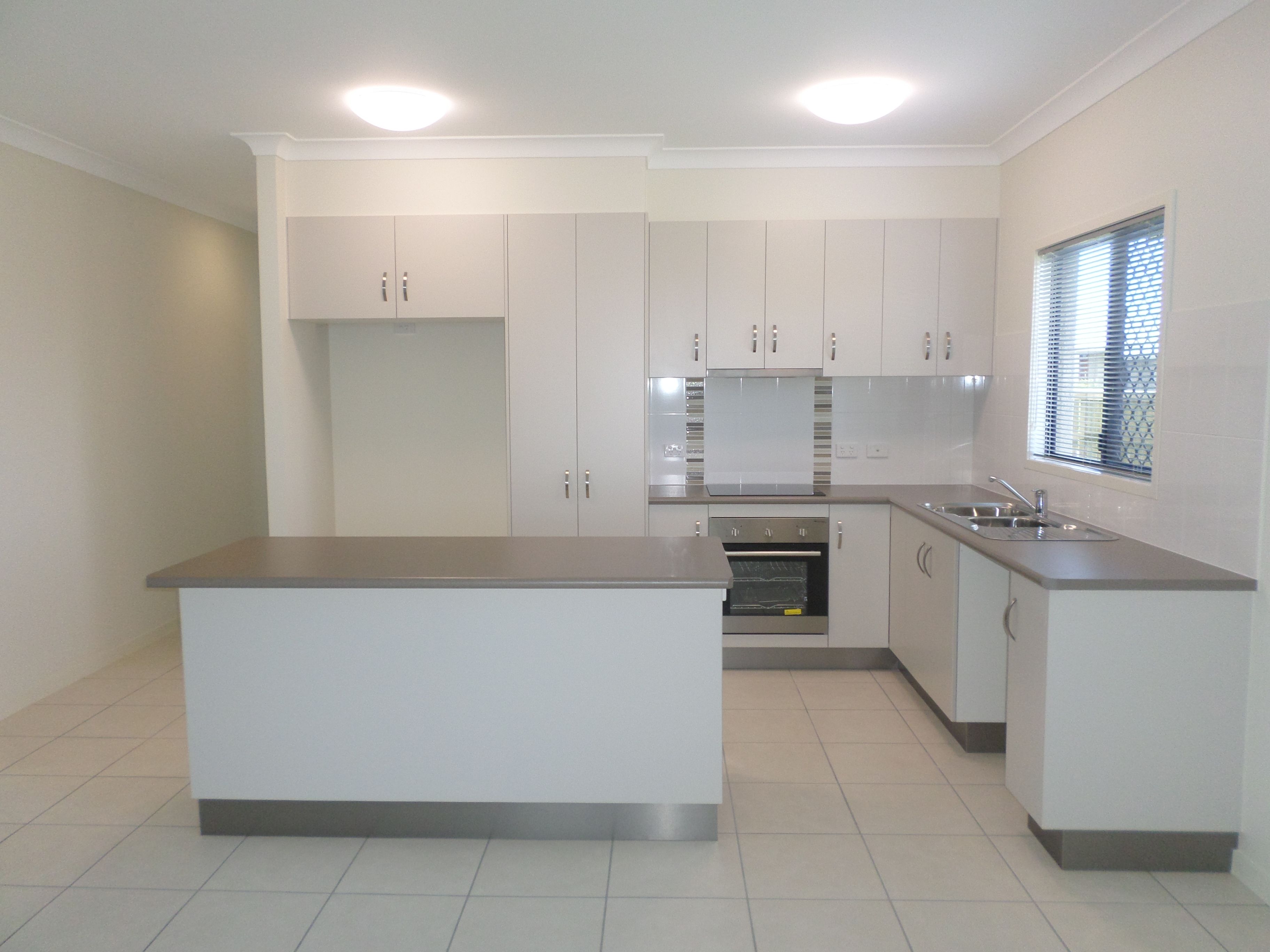 Burdell, QLD 4818