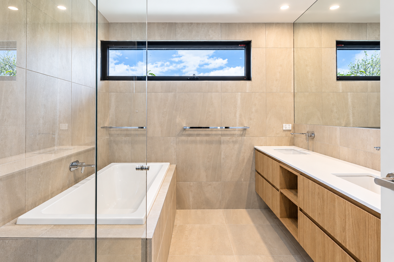 17B Derna Road — photo 12 of 18