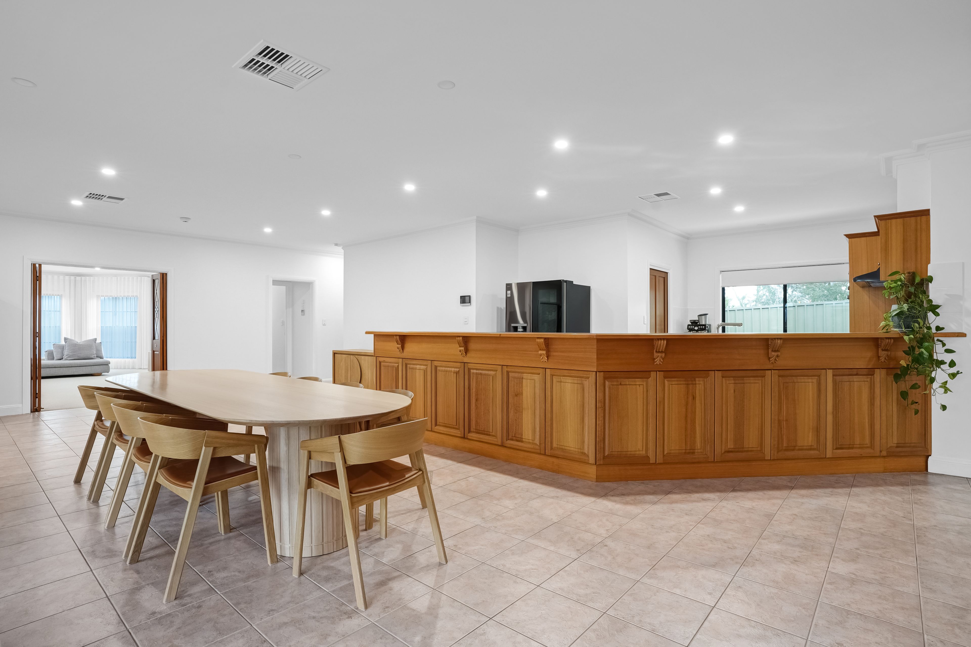 8 Norman Court — photo 3 of 30