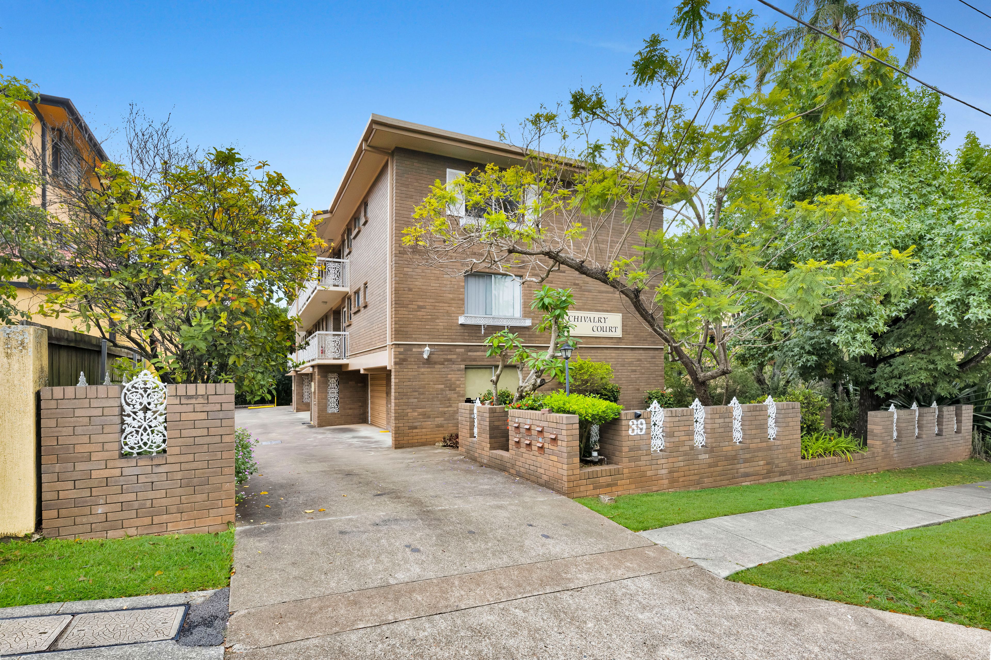 39 Durham Street, St Lucia QLD 4067