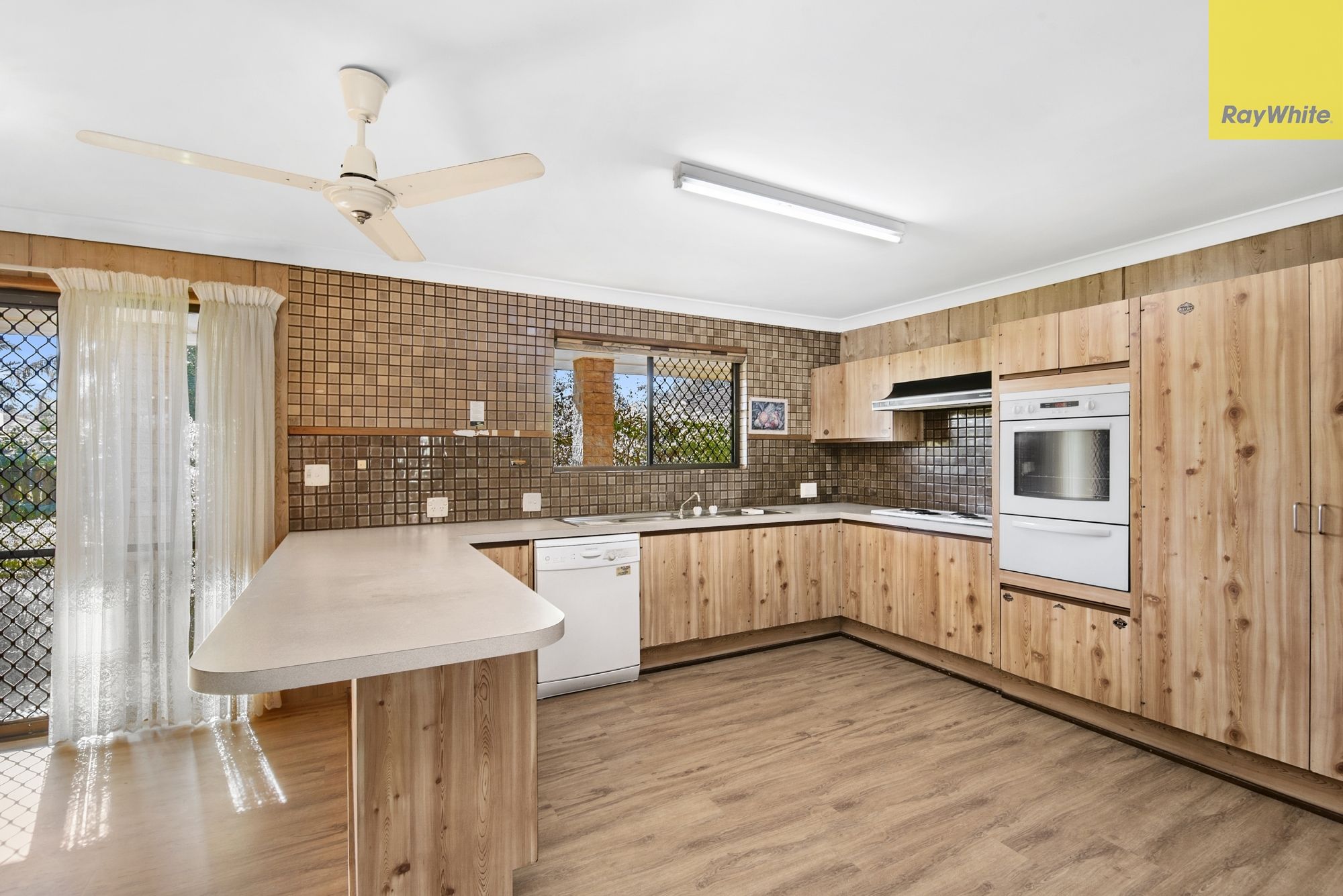 11 Willow Street, Kippa-Ring, QLD 4021