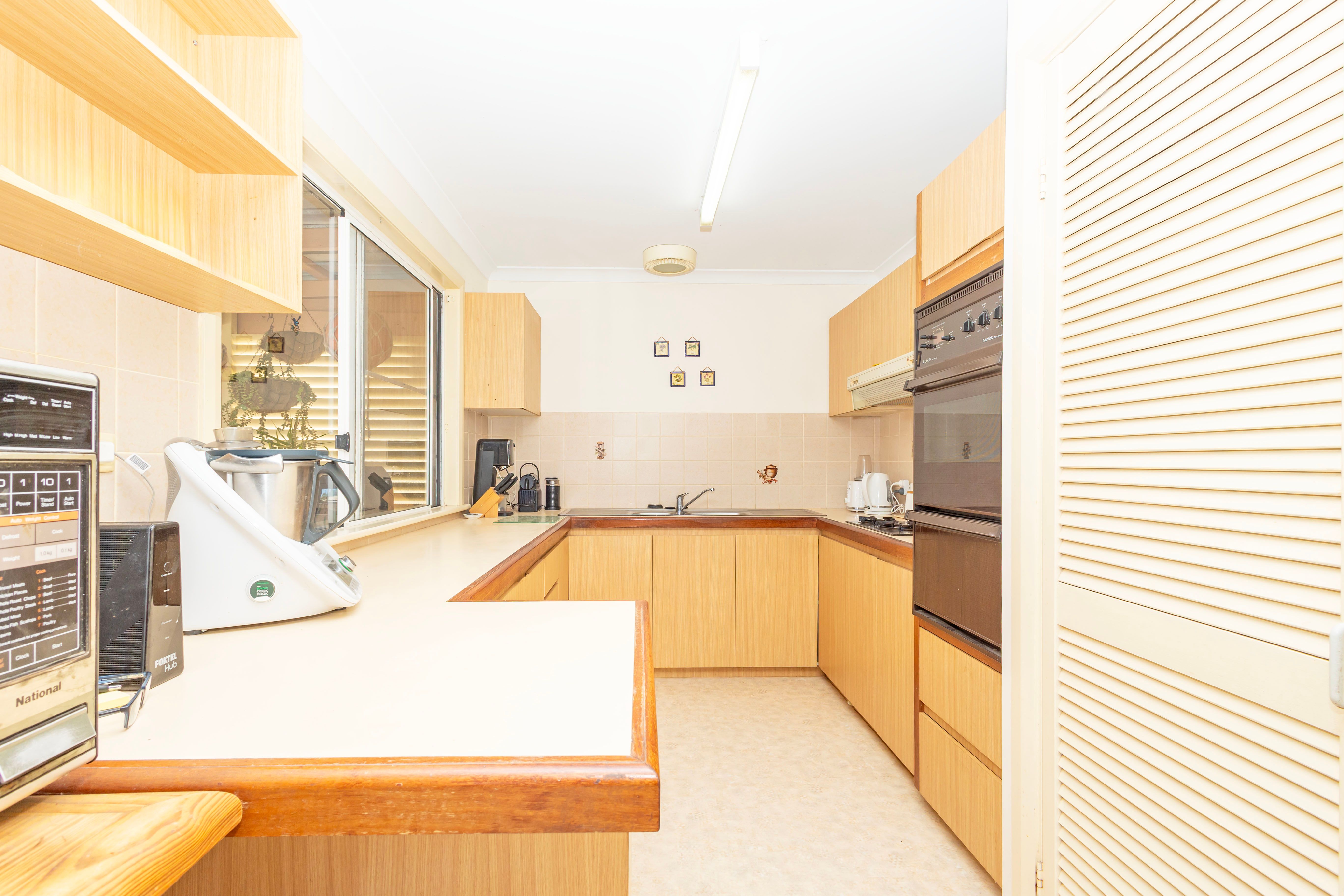 36 Iberia Street — photo 7 of 30