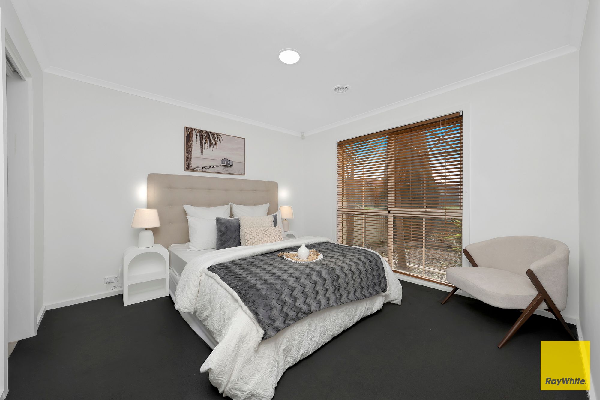 17 Thames Way — photo 13 of 17