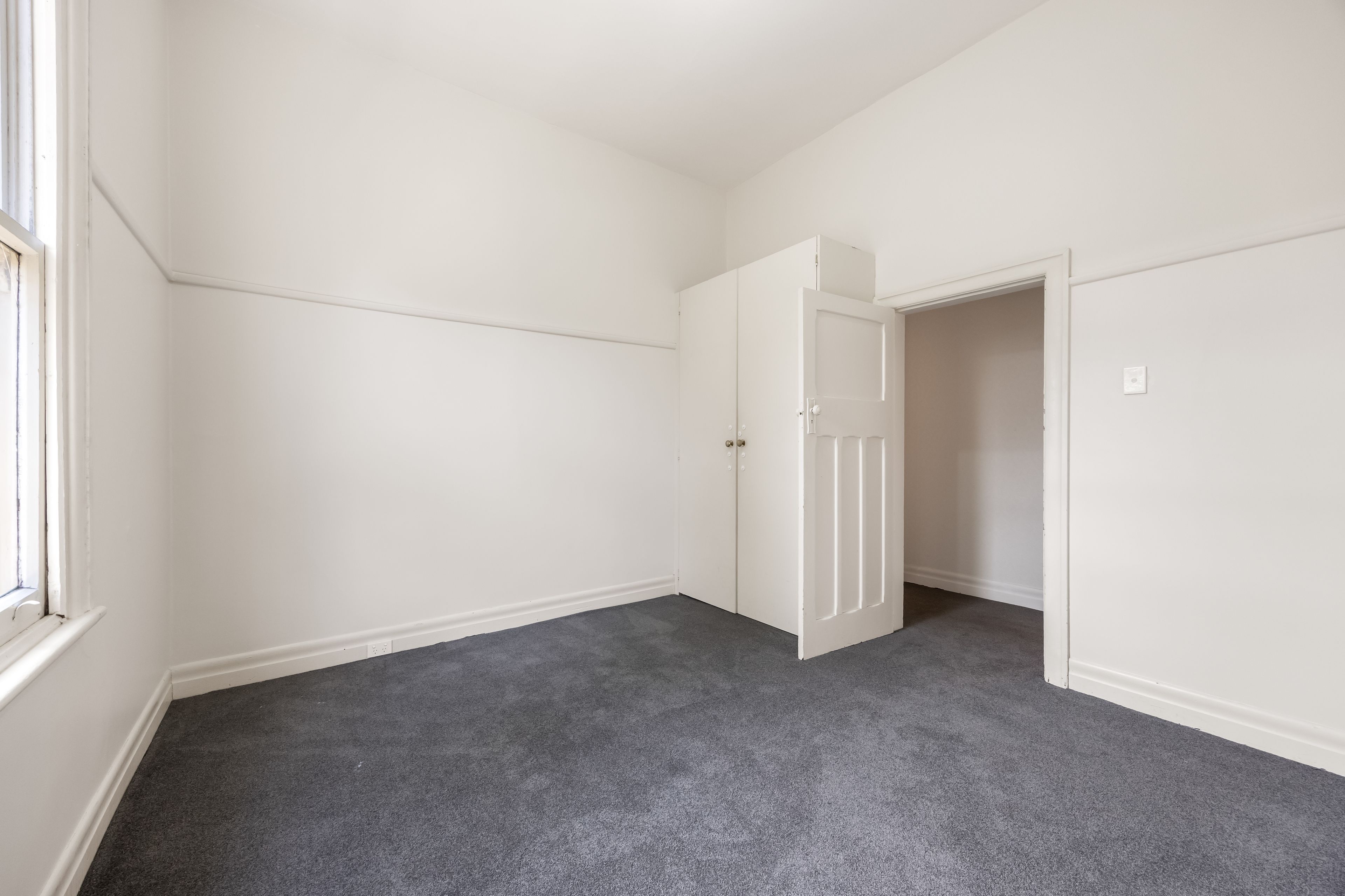 309 Macarthur Street — photo 8 of 13
