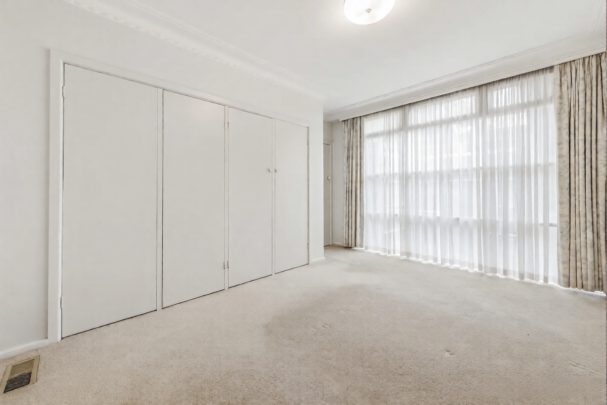 17 Tibbles Street — photo 8 of 11