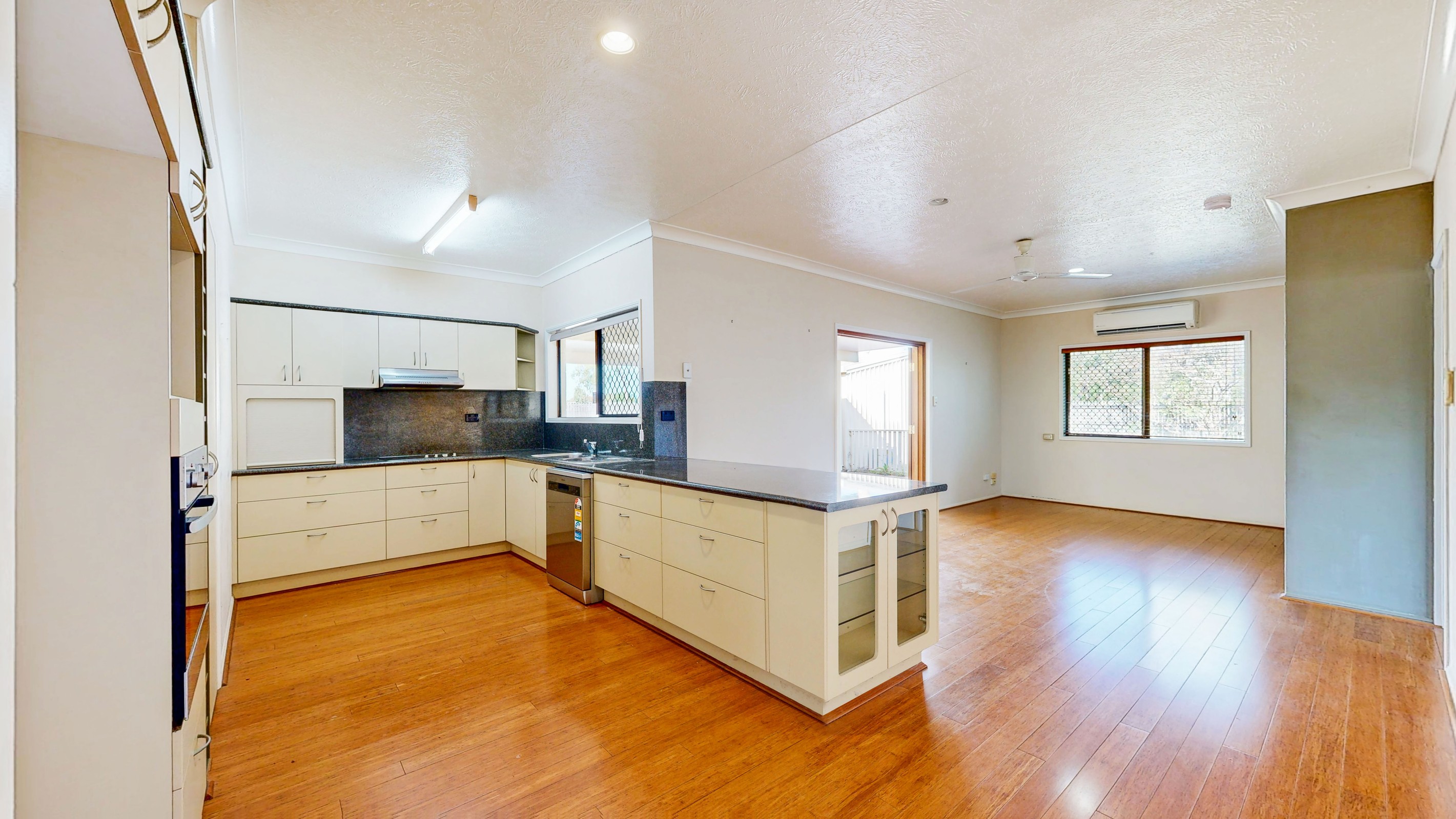 3 Feeney Avenue, Rasmussen, QLD 4815