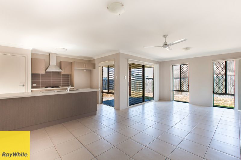 4 Springrise Place, Yarrabilba, QLD 4207