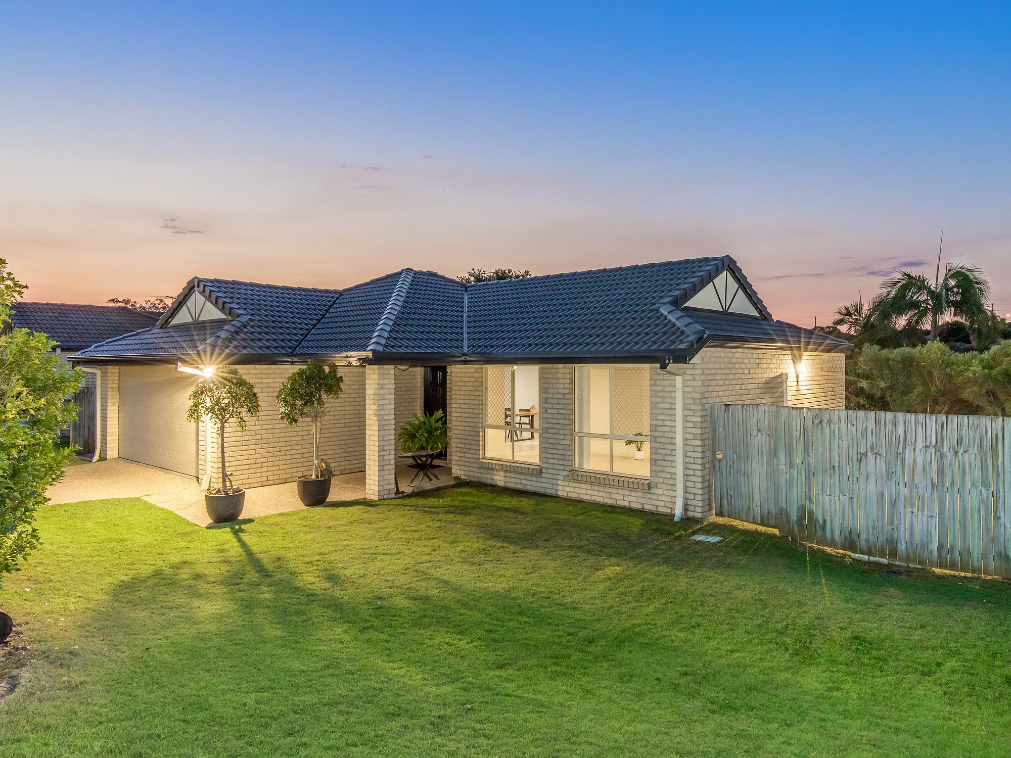 8 Bedivere Drive, Ormeau, QLD 4208