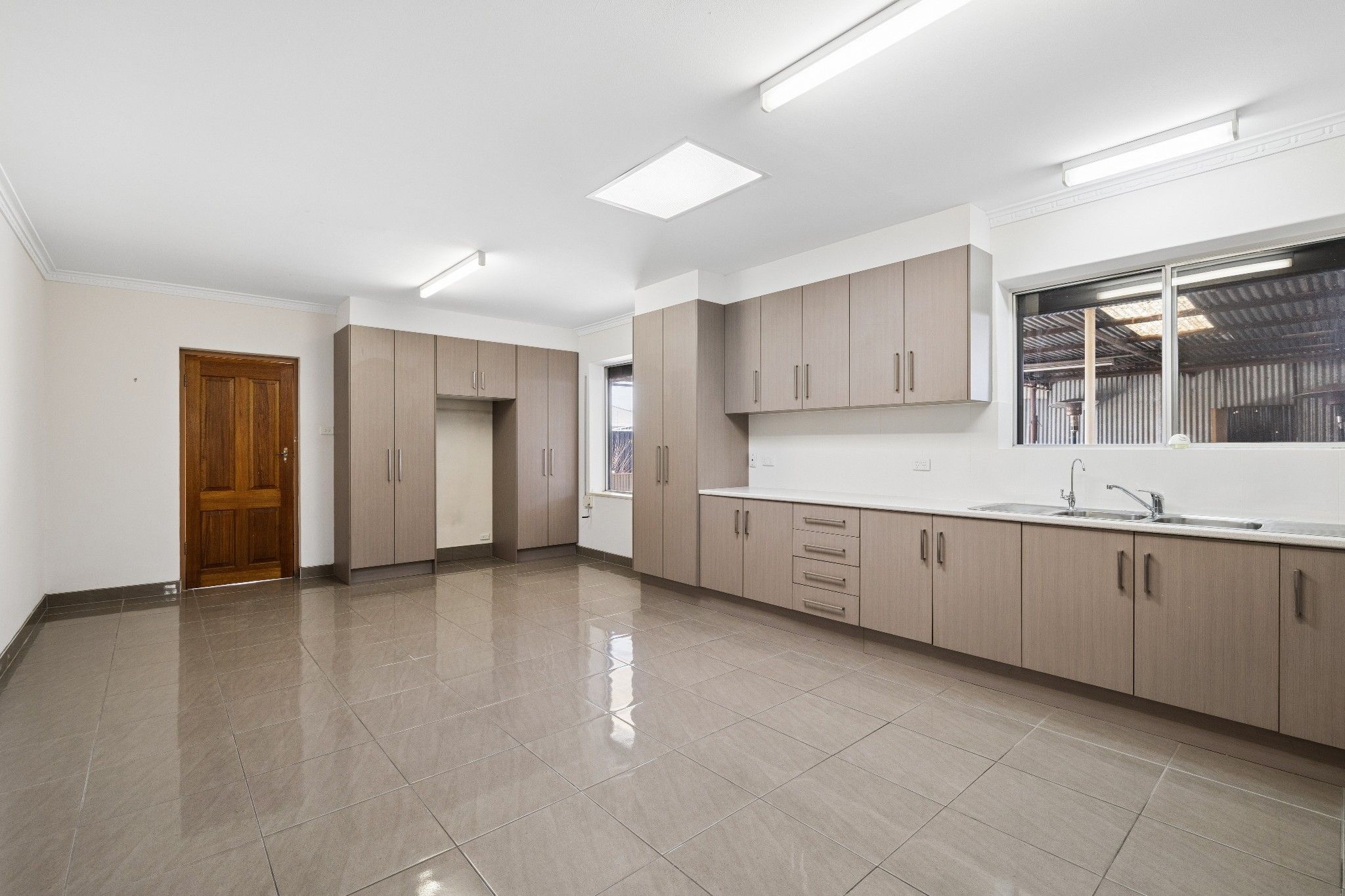 31 Seaton Terrace — photo 6 of 26