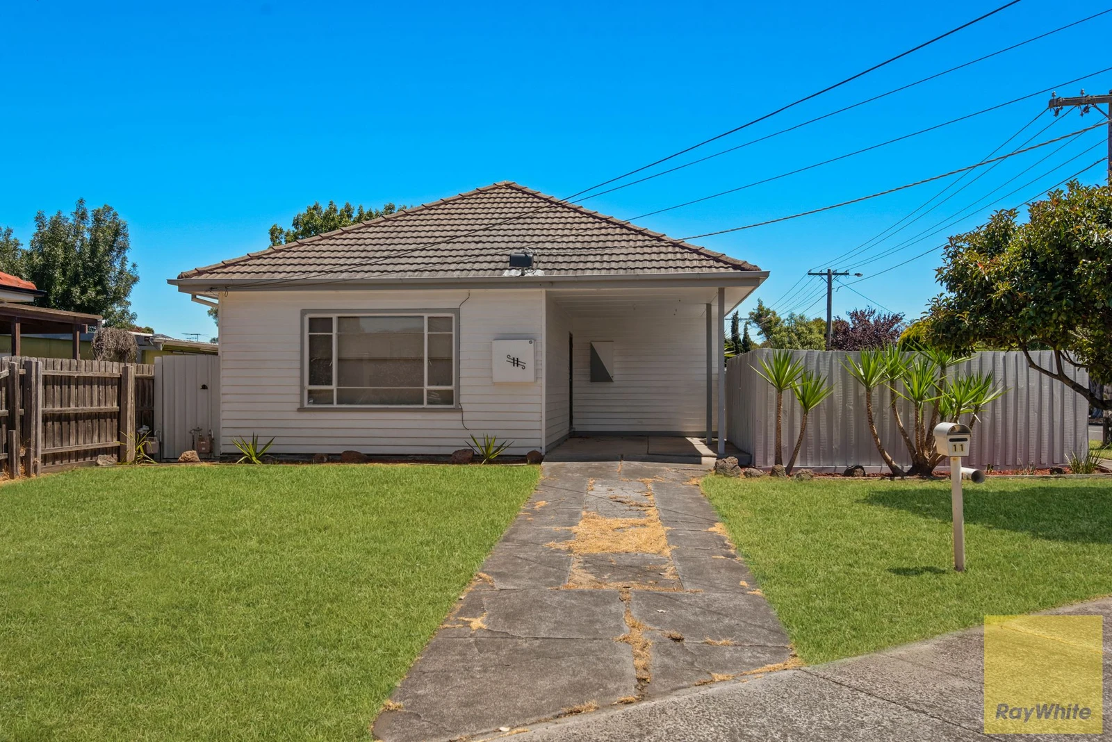 11 Dove Avenue, Altona, VIC 3018