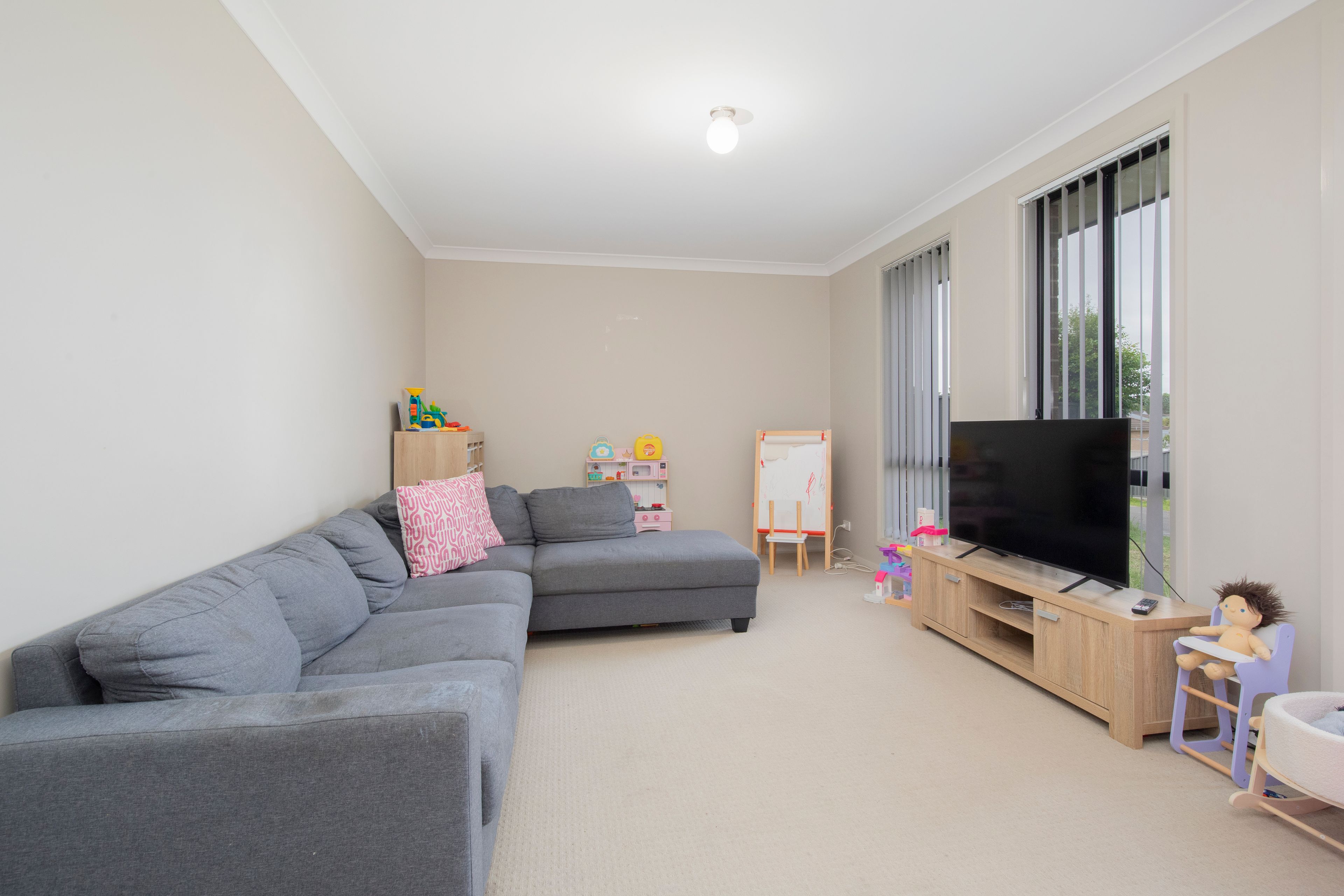 41 Billabong Drive, Cameron Park, NSW 2285