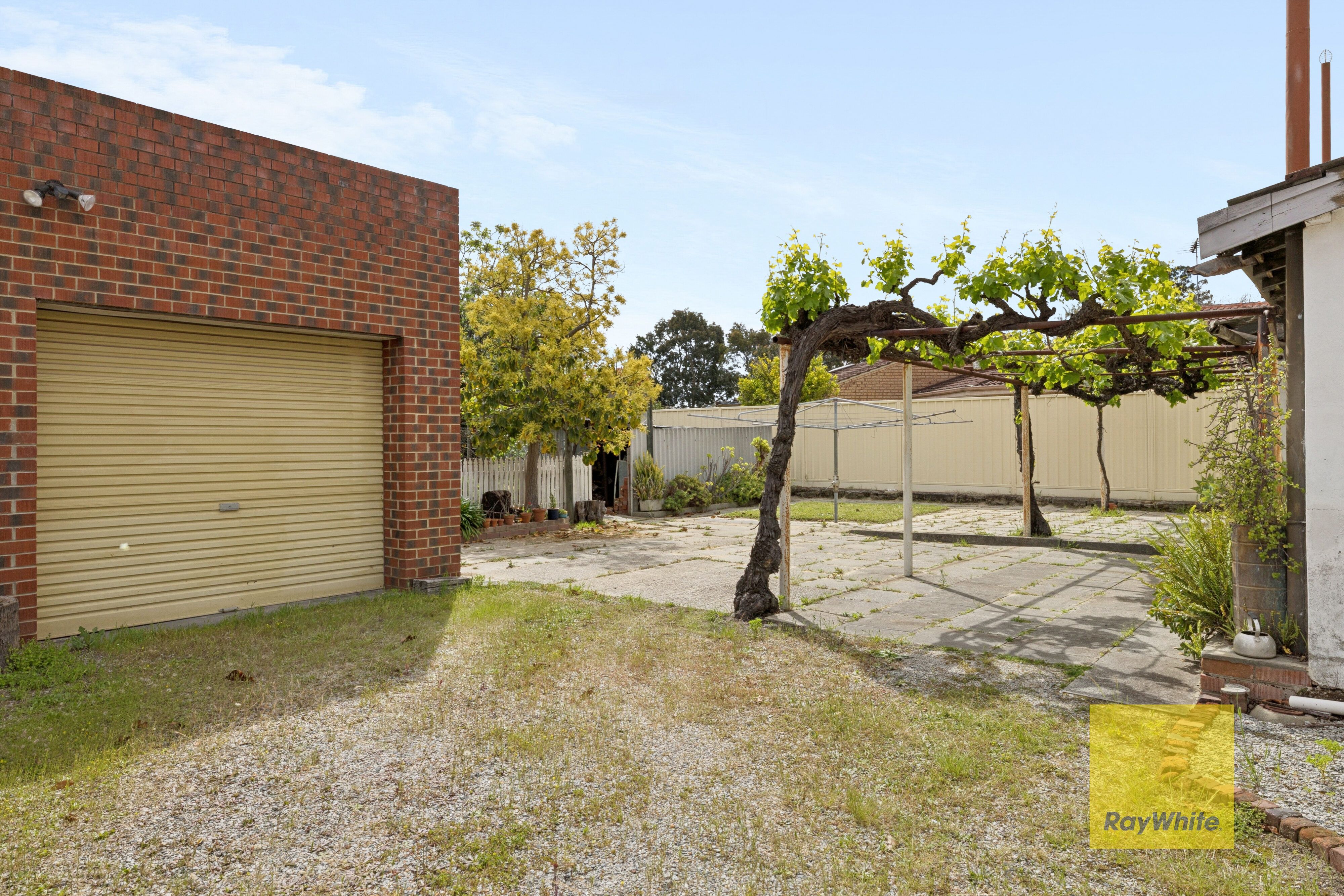 65 Bushby Street — photo 14 of 24