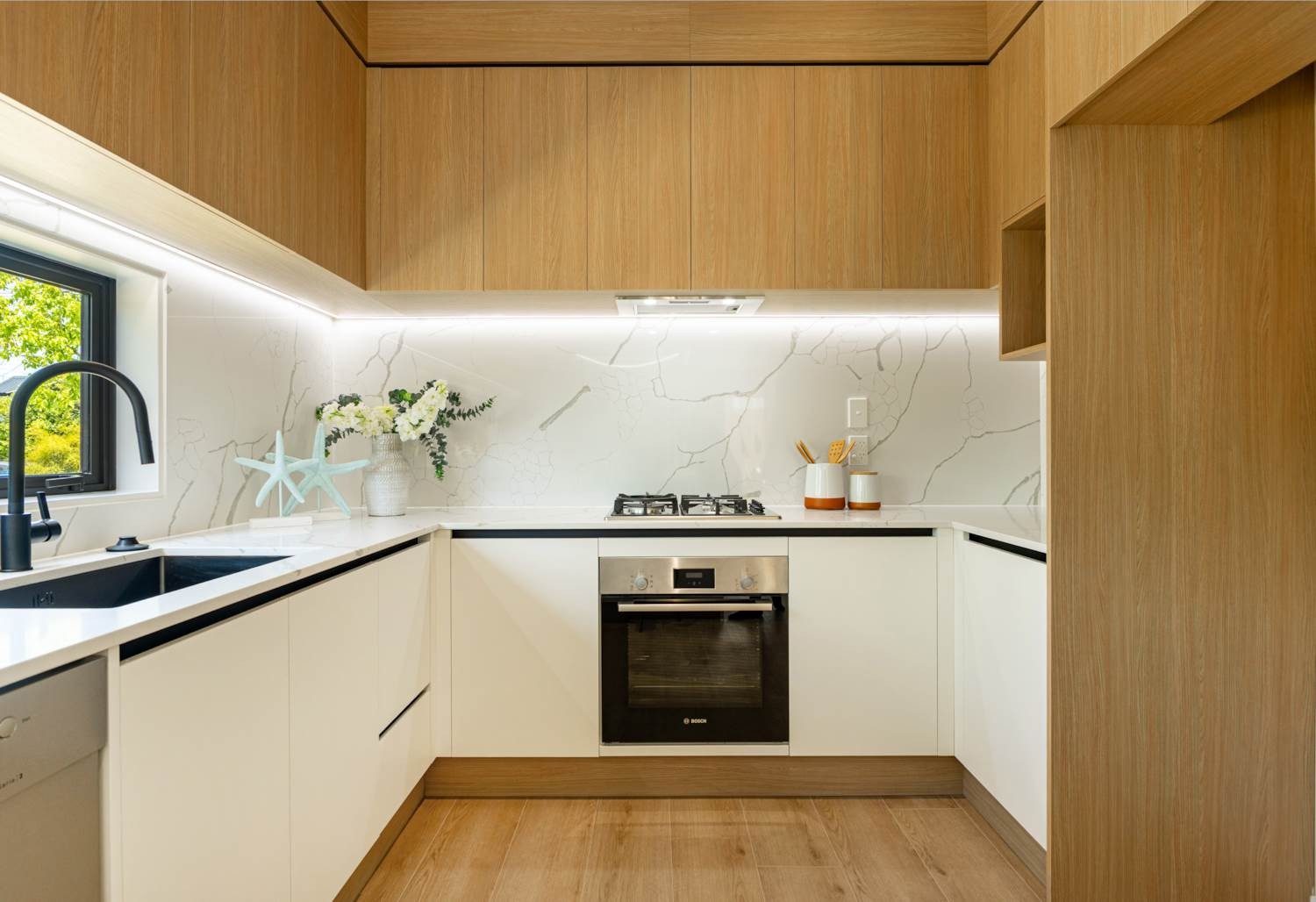 3/16 Grande Vue Road, Papatoetoe, Manukau City